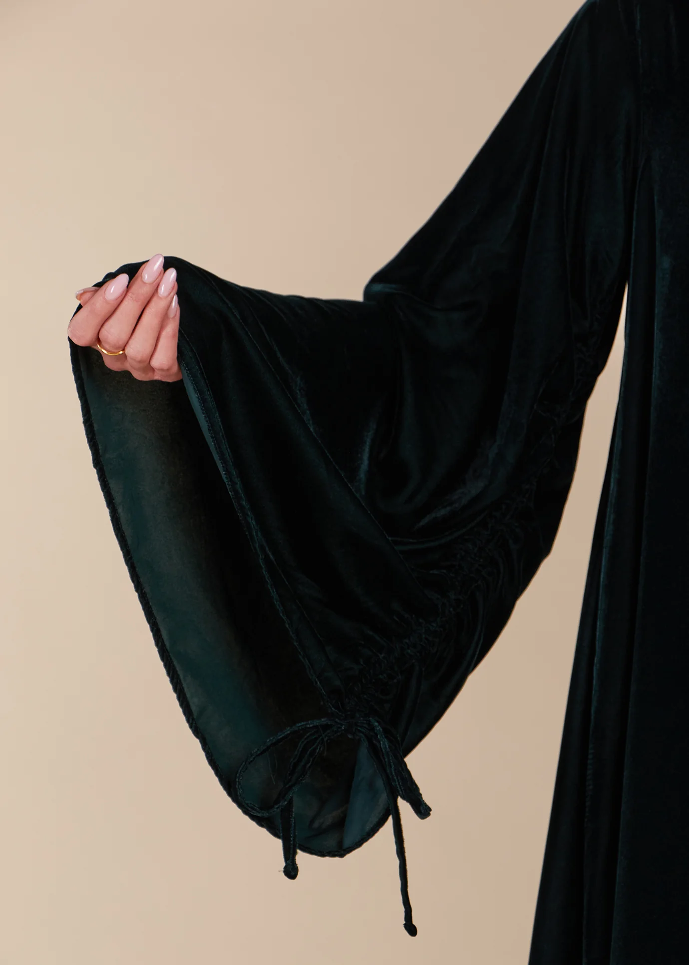 Aasiyah Abaya - Final Sale - Image 7