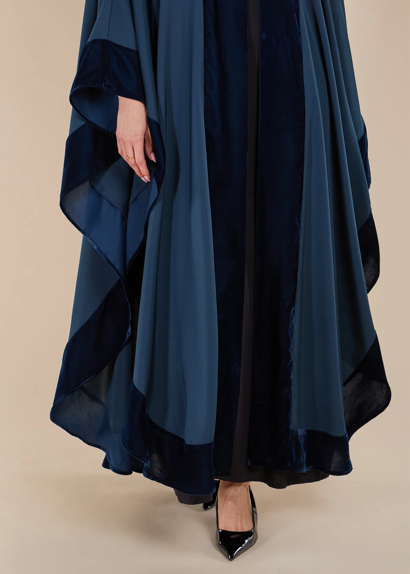 Arwa Abaya - Final Sale - Image 7