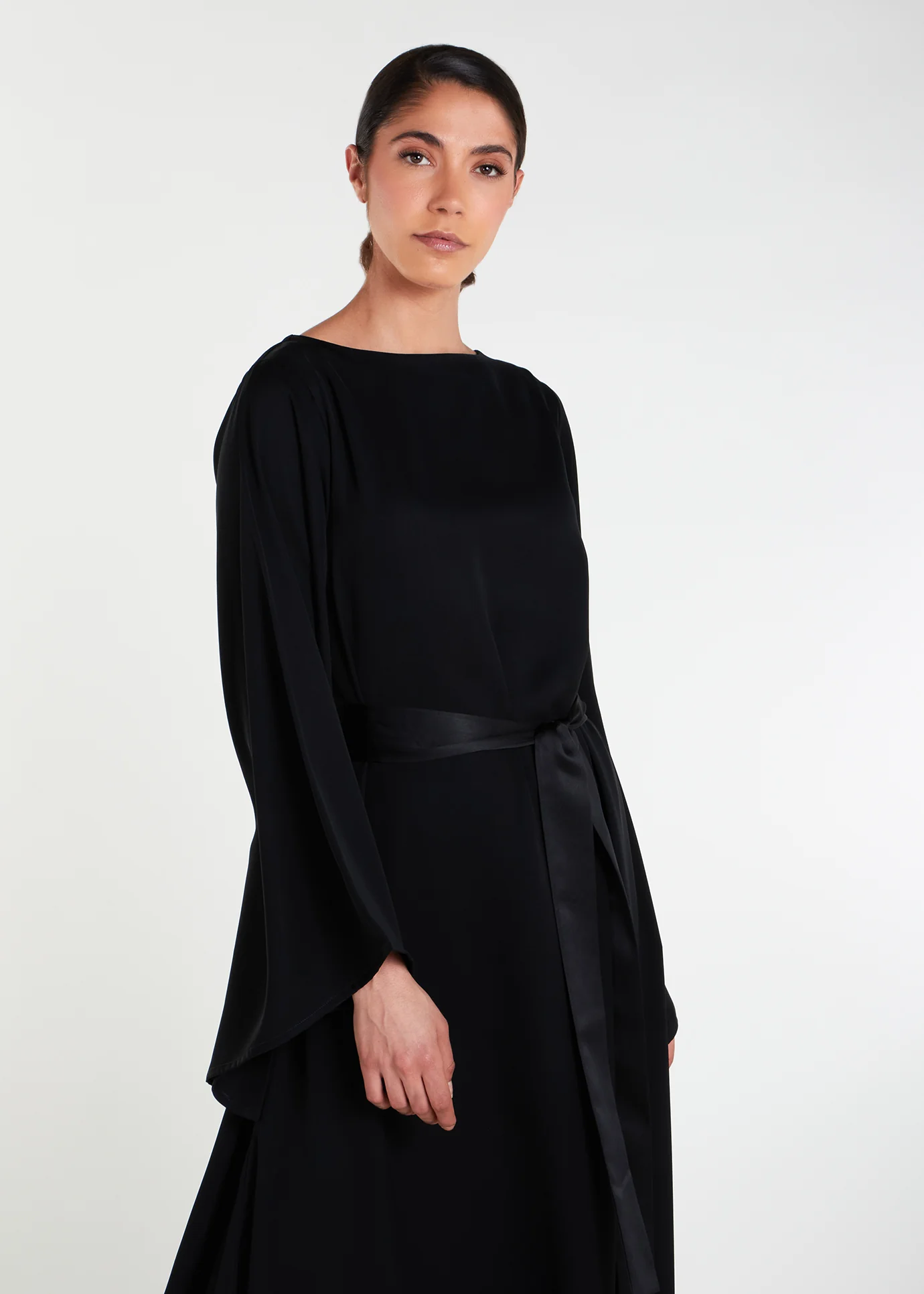 Bell Sleeve Abaya Black - Image 6