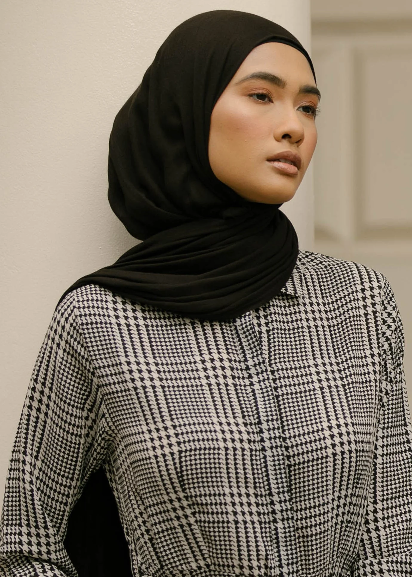 Premium Black Modal Hijab - Image 3