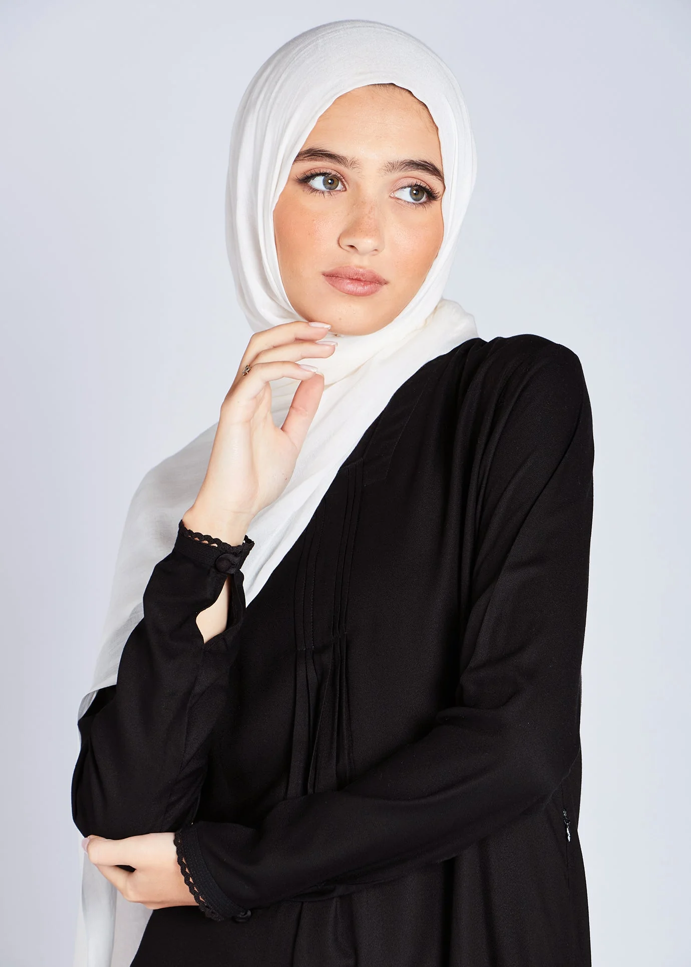 Black Sea Abaya Black - Image 3