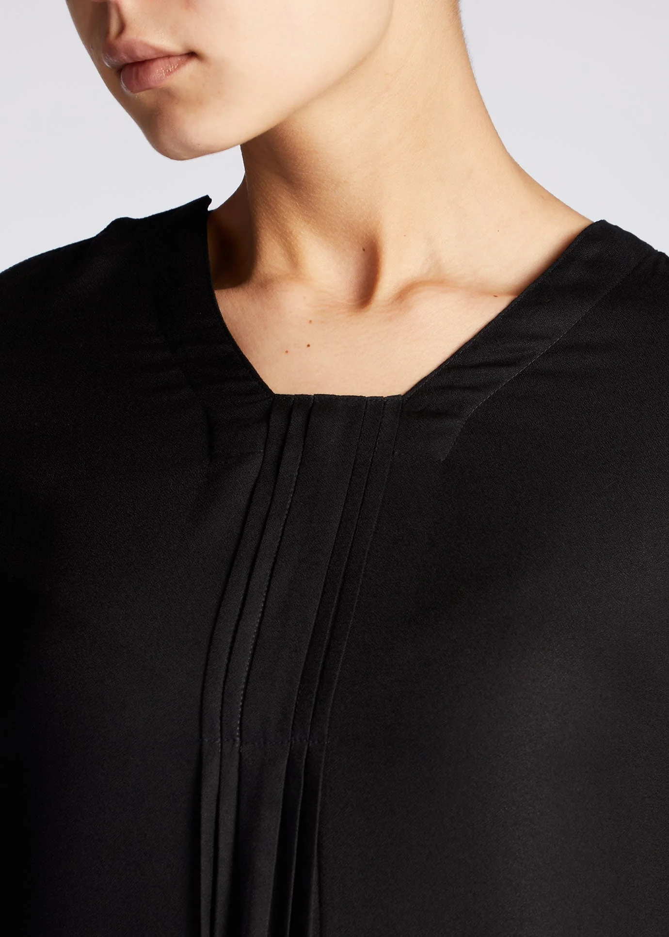 Black Sea Abaya Black - Image 7