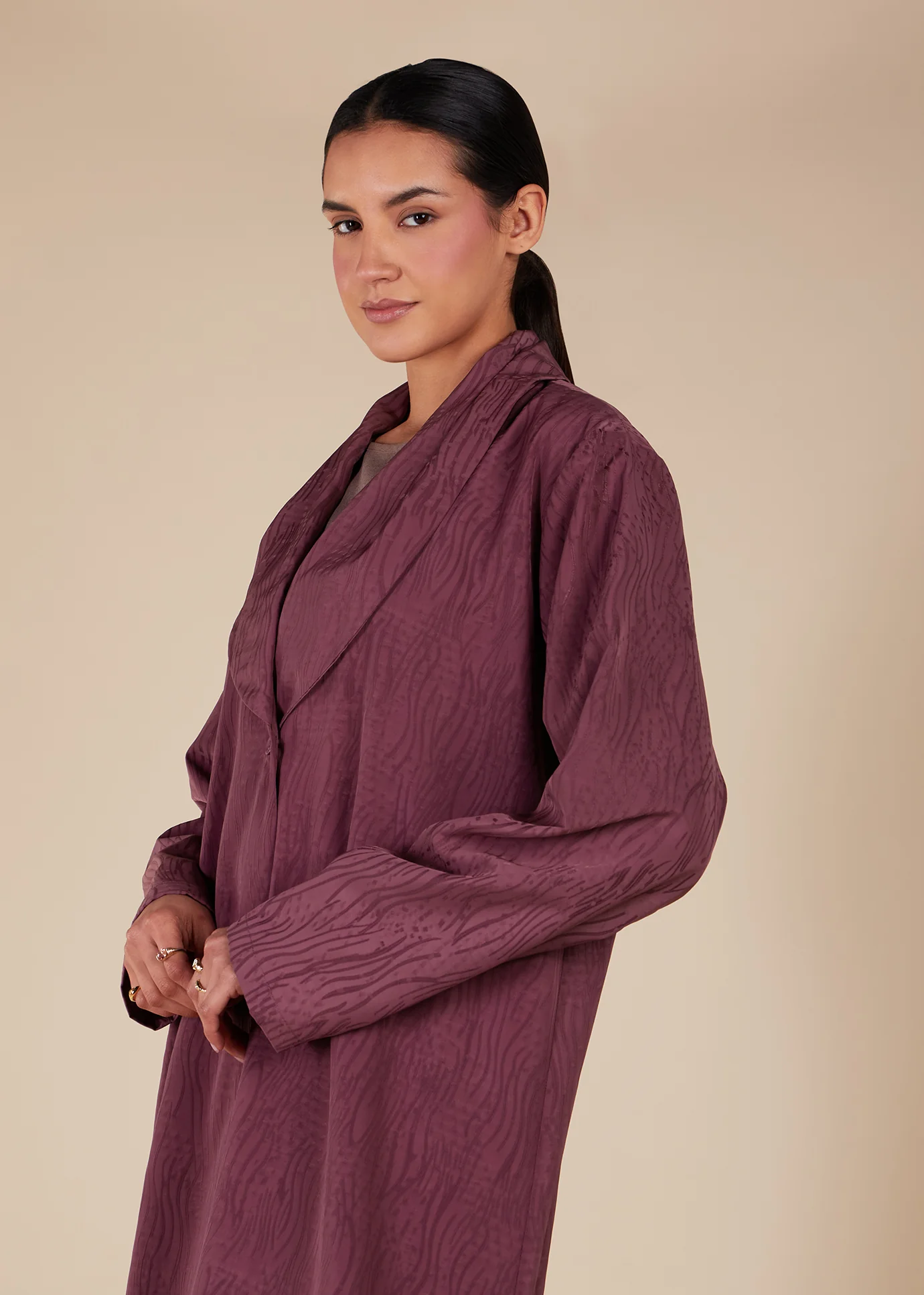 Blazer Neck Abaya Rose - Final Sale - Image 4