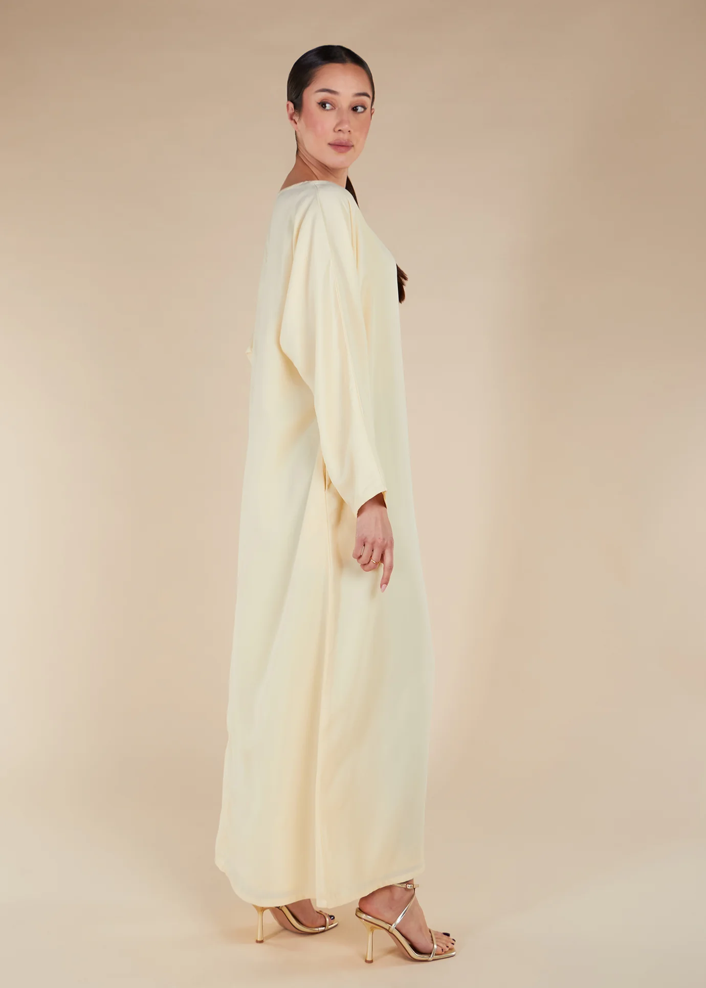 Buttercream Abaya - Image 3
