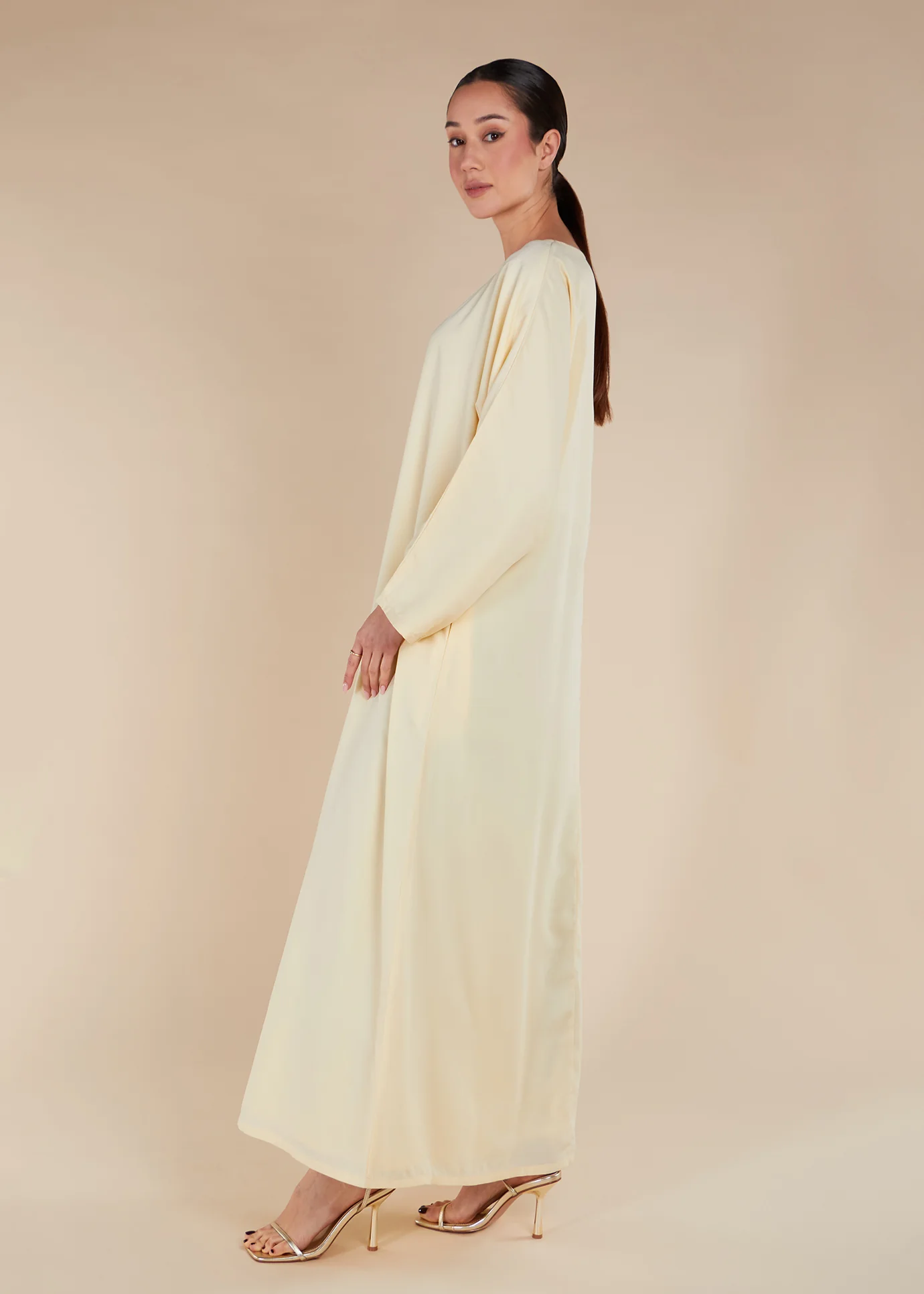 Buttercream Abaya - Image 4