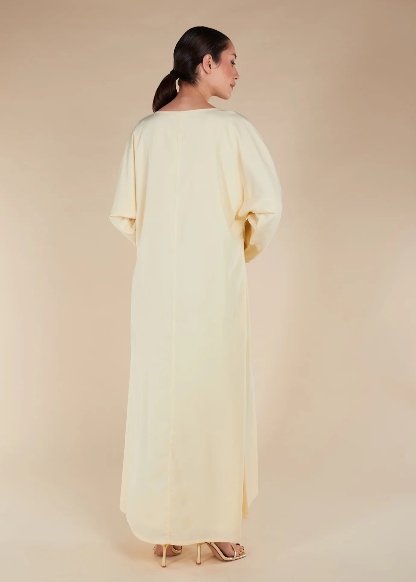 Buttercream Abaya - Image 5
