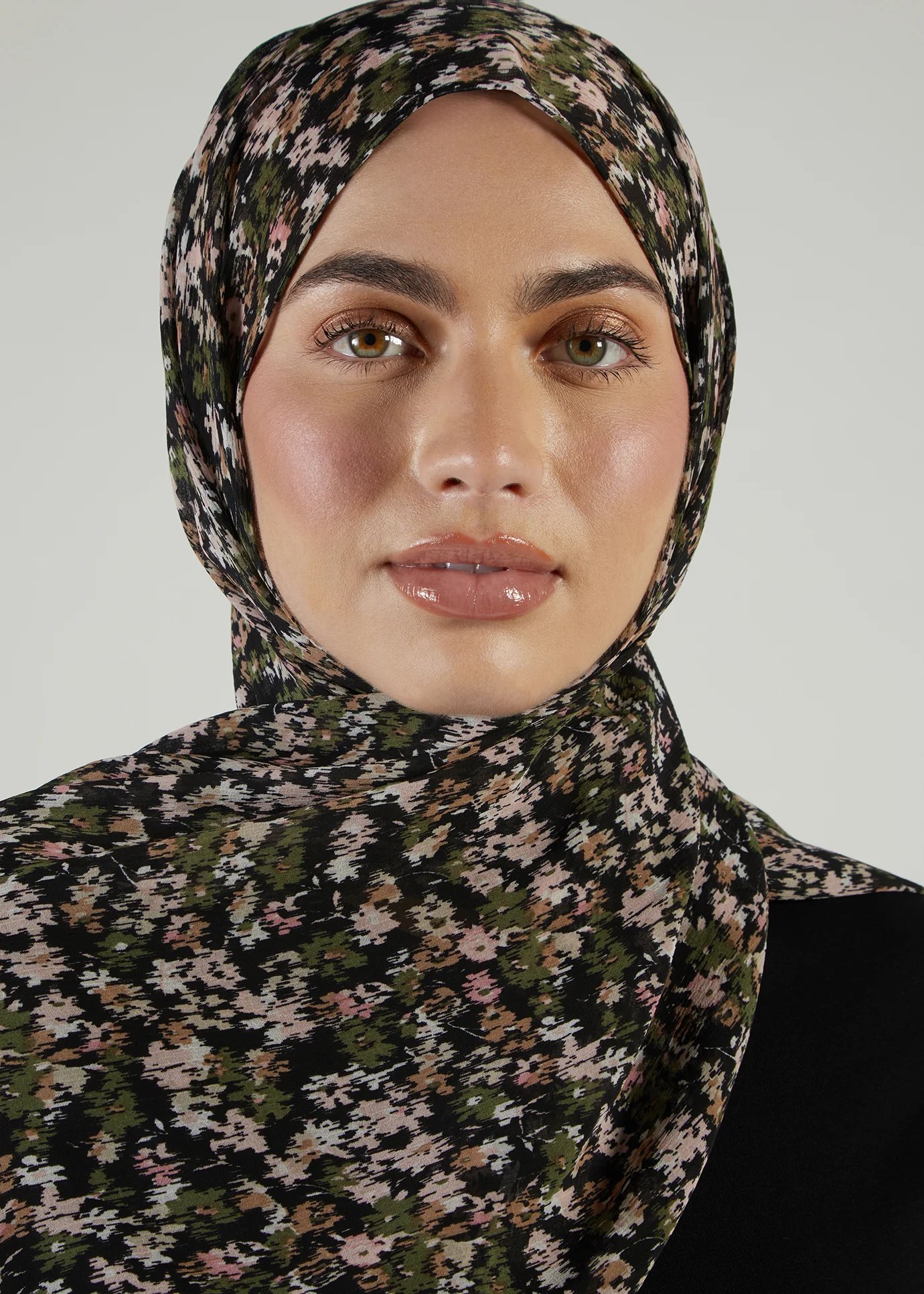 Camo Crepe Hijab - Image 3