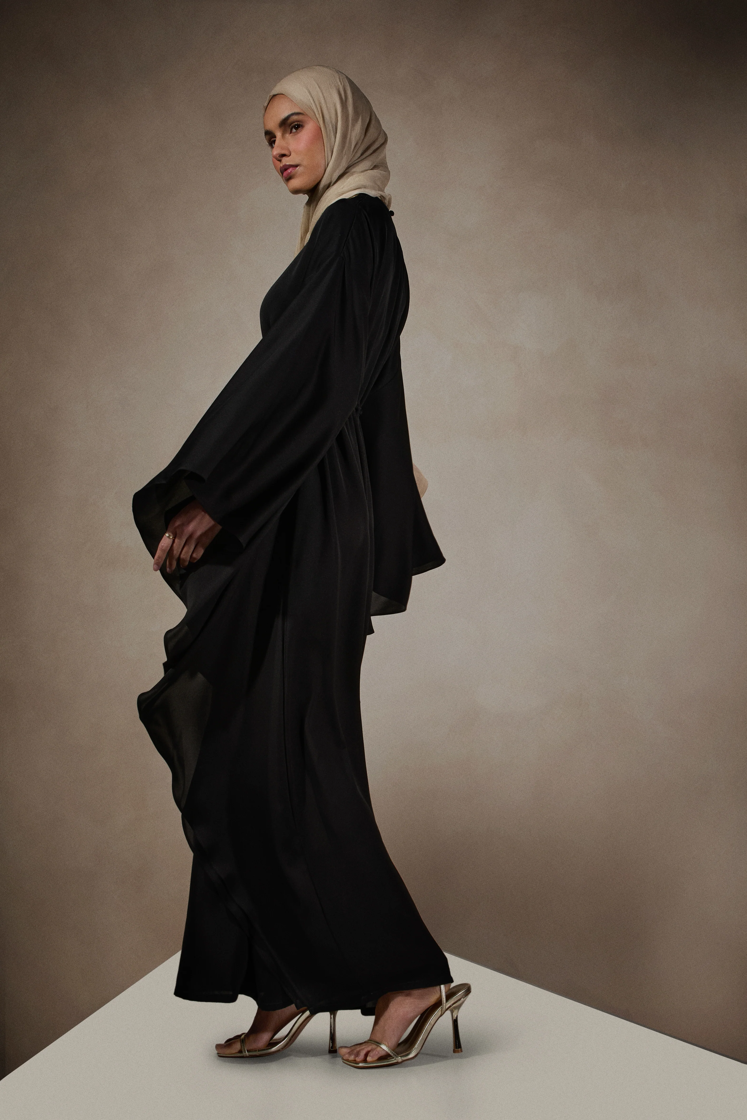 Cascade Kaftan Black - Image 4