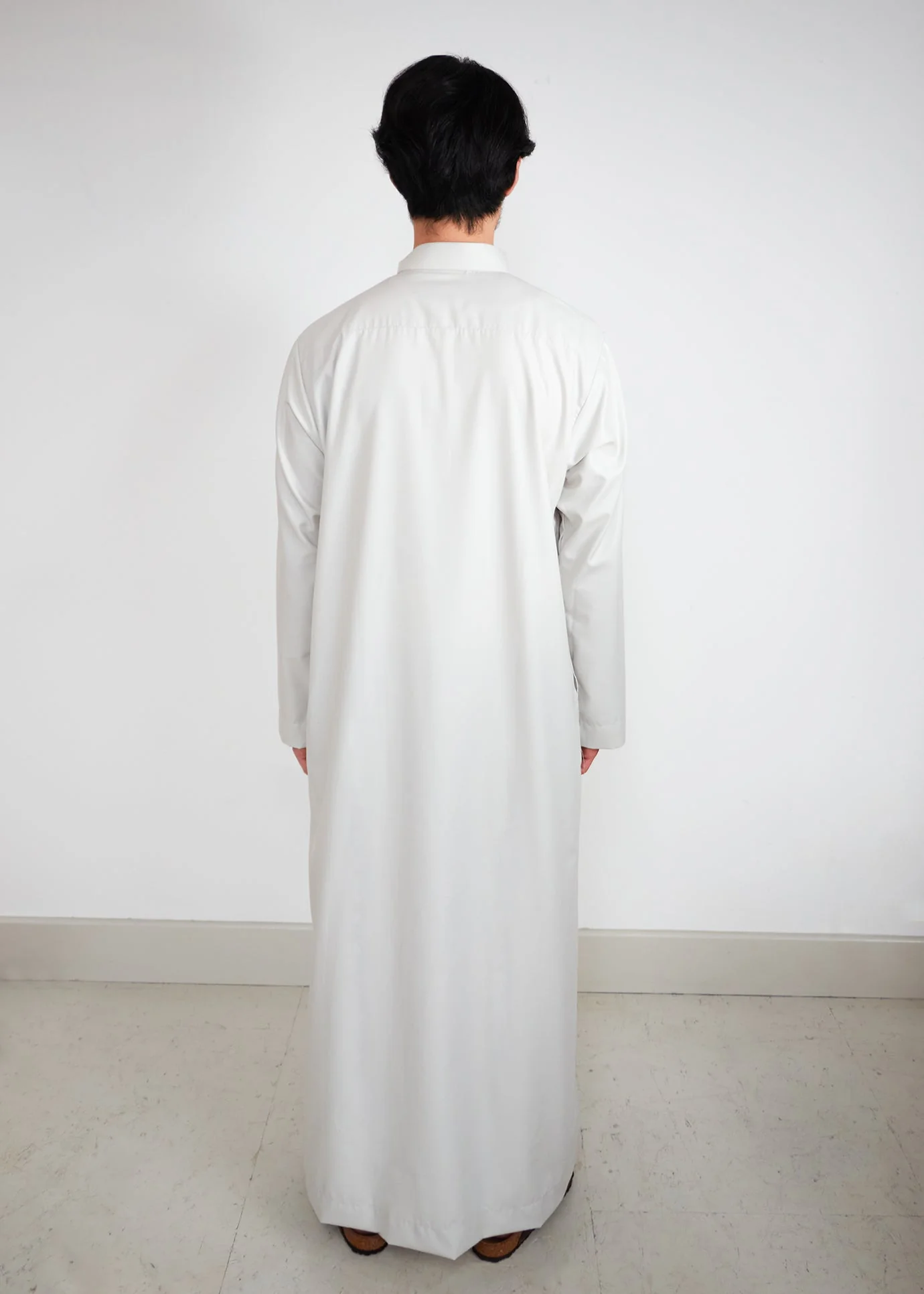 Classic Thobe Off-White - Image 5