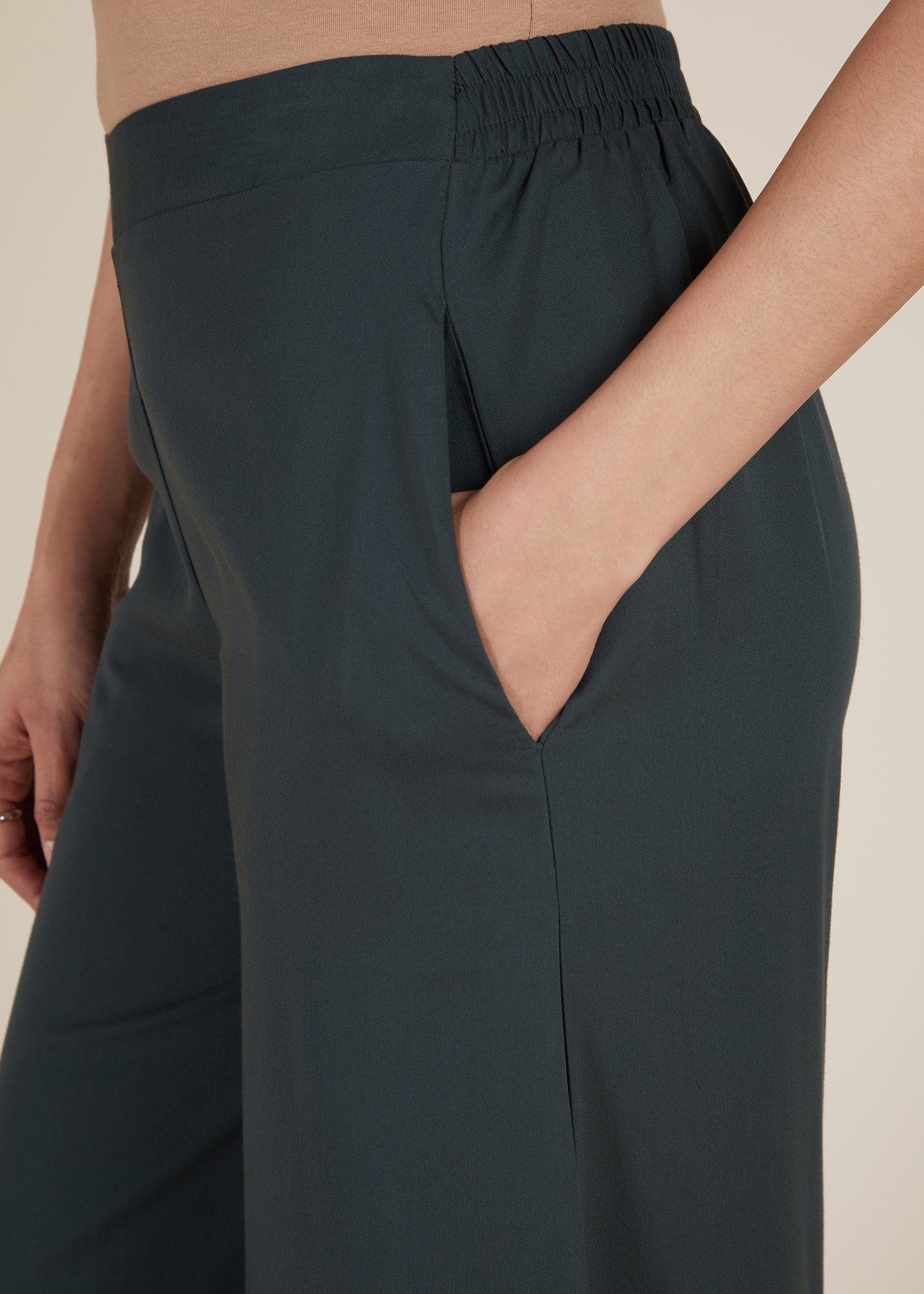 Co-Ord Set Dark Green - Final Sale - Image 9