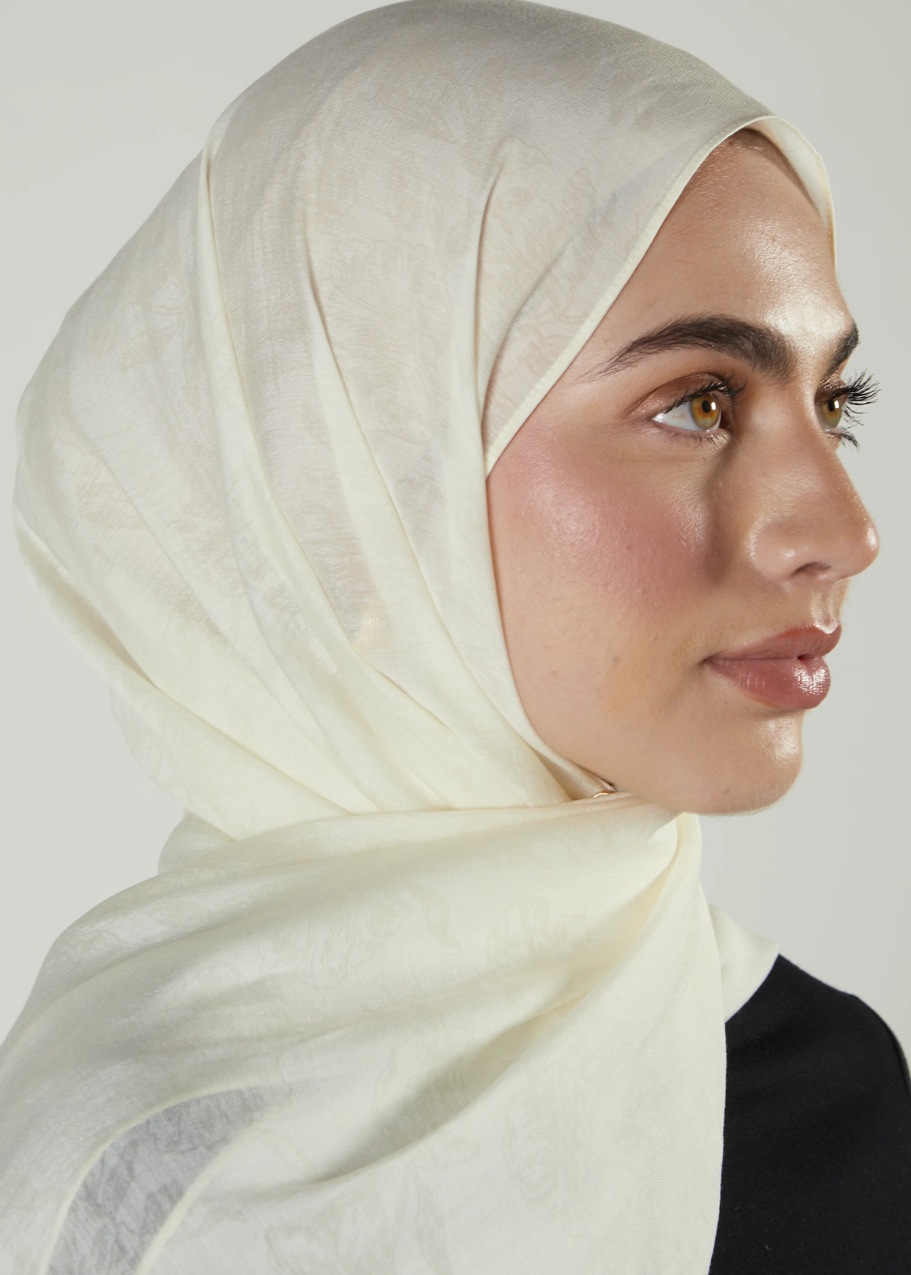 Cotton Peony Hijab - Image 2