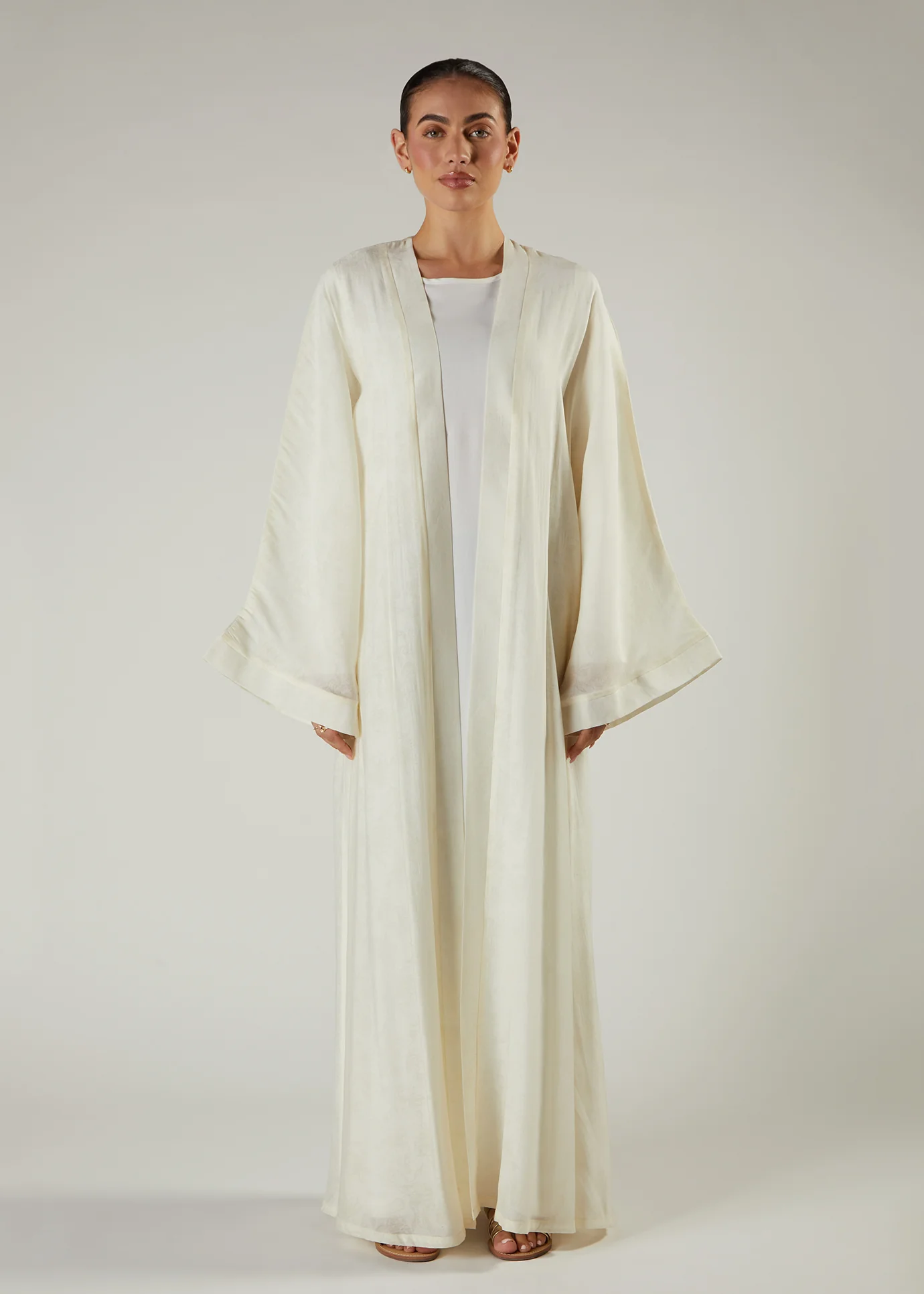 Cotton Peony Open Abaya - Image 2
