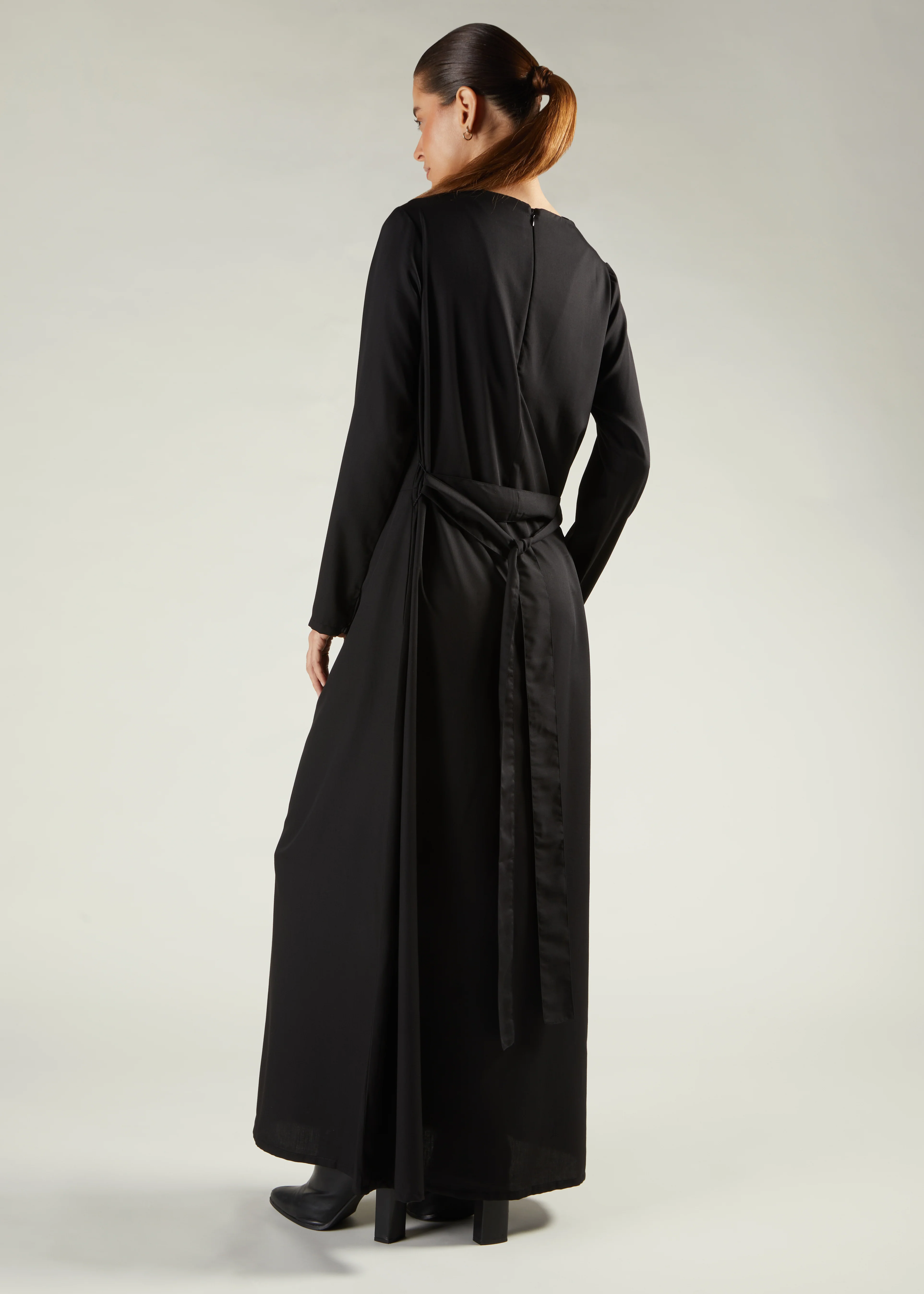Cowl Neck Abaya Black - Image 3