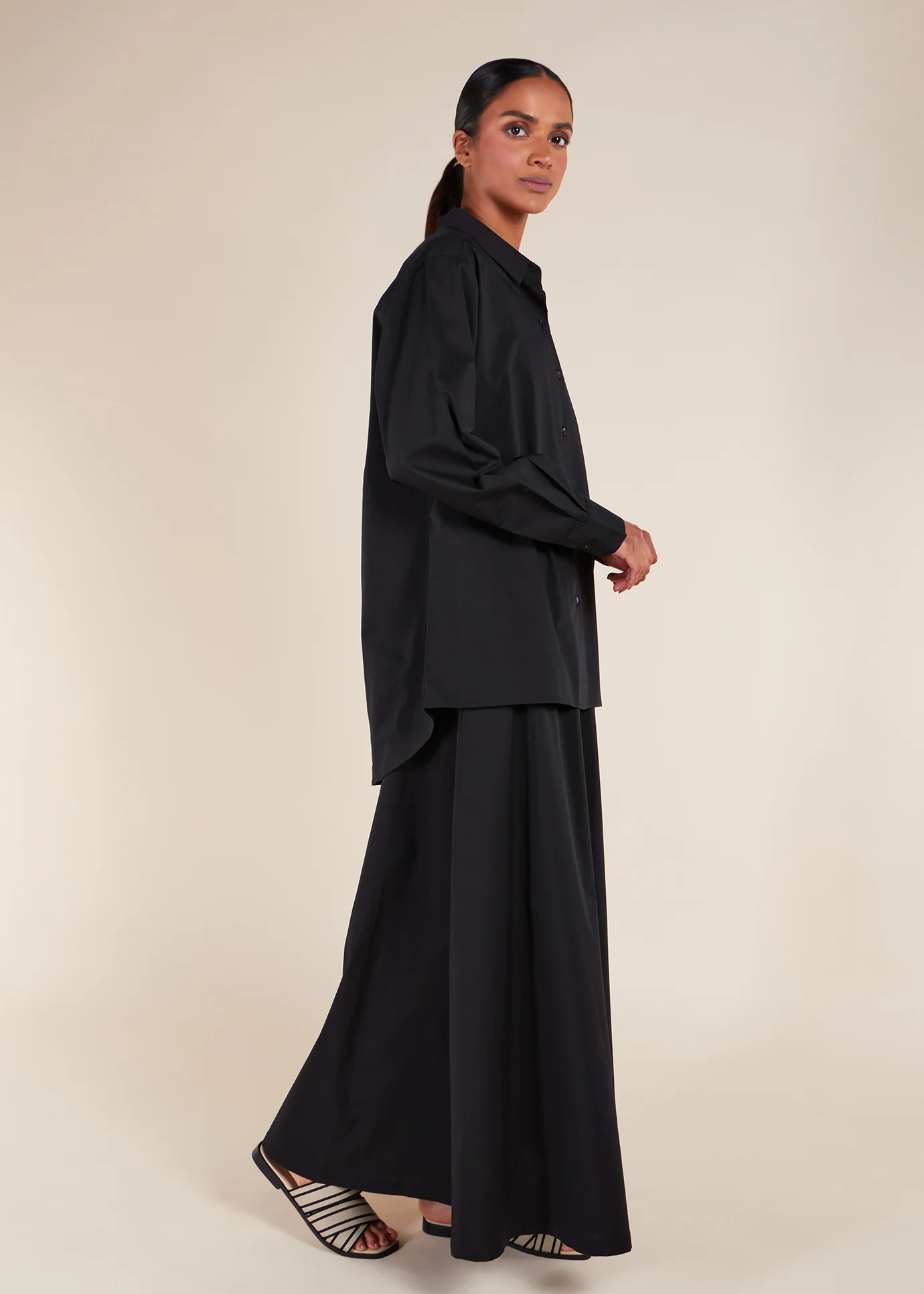 Cropped Cotton Top Black - Image 6