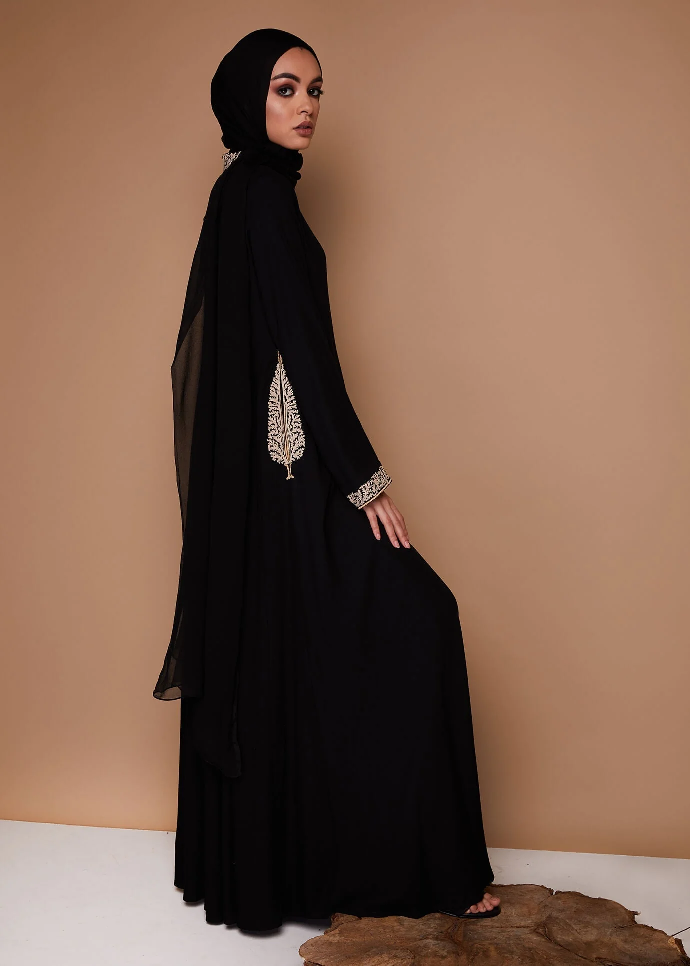 Cypress Tree Abaya Black - Image 2