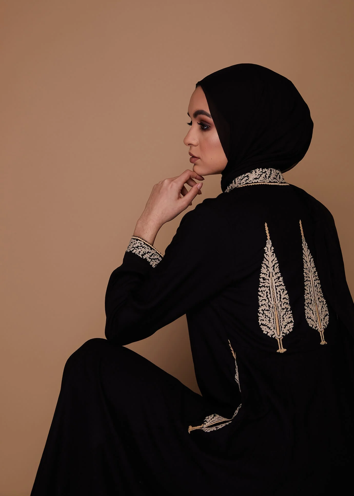 Cypress Tree Abaya Black - Image 3