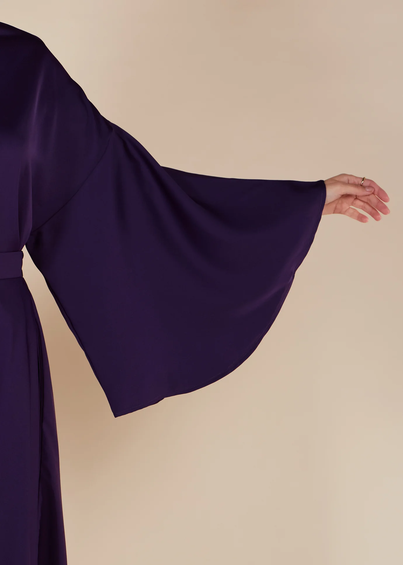 Dolmen Top Aubergine - Image 4