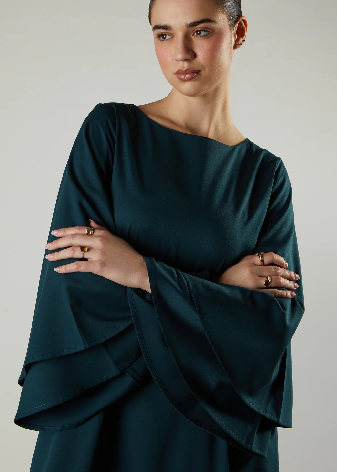 Drop Waist Abaya Moss - Image 4