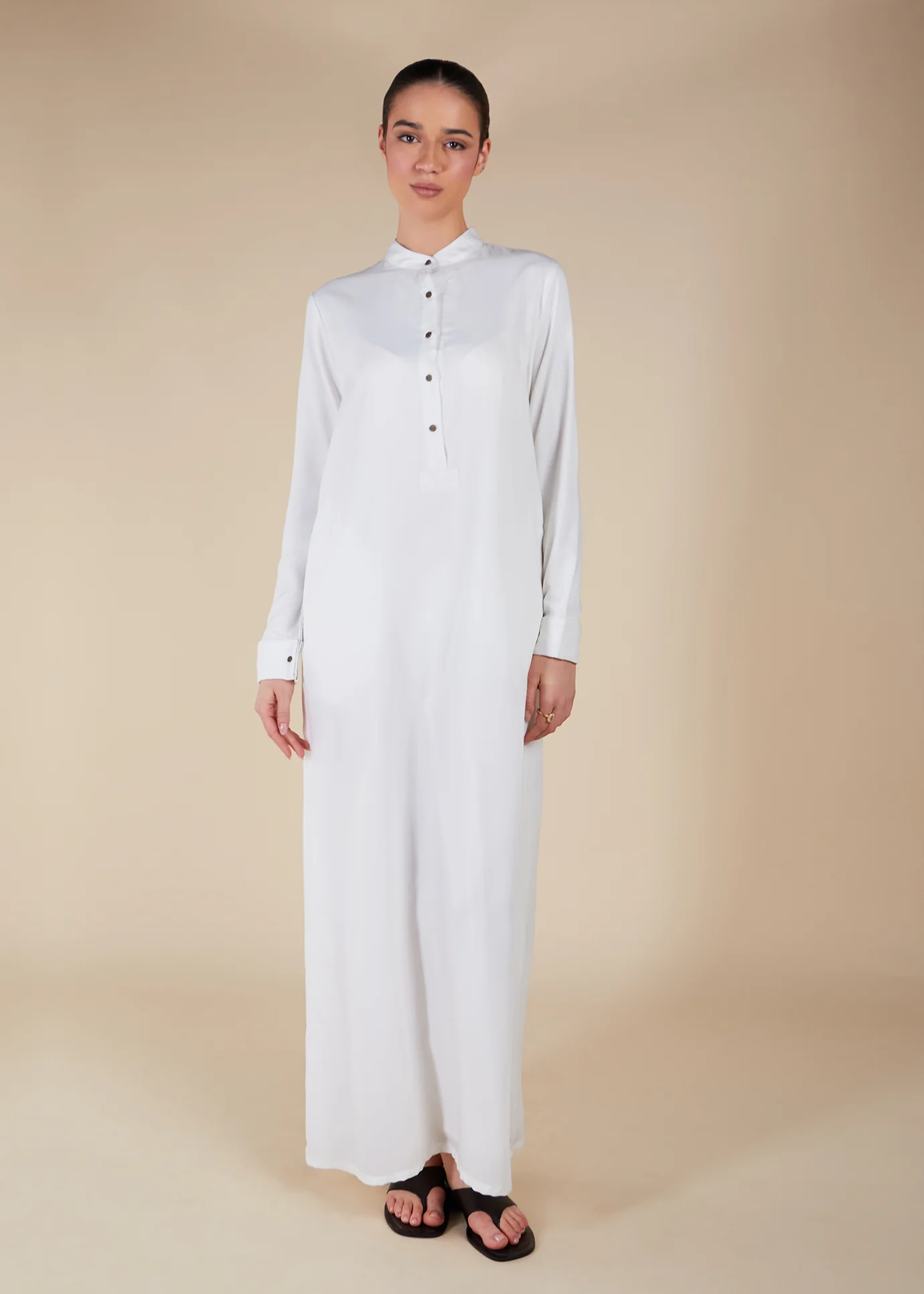 Elementary Abaya White - Final Sale - Image 2