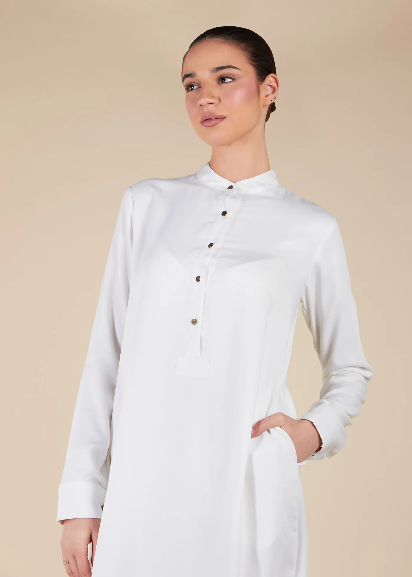 Elementary Abaya White - Final Sale - Image 5