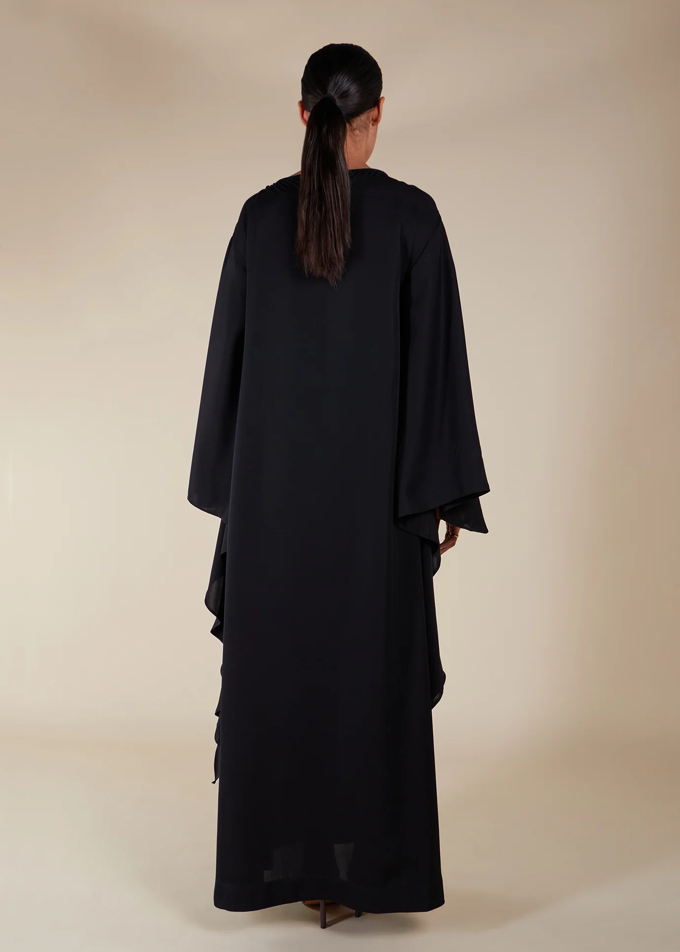 Floaty Tatreez Kaftan Black - Final Sale - Image 3