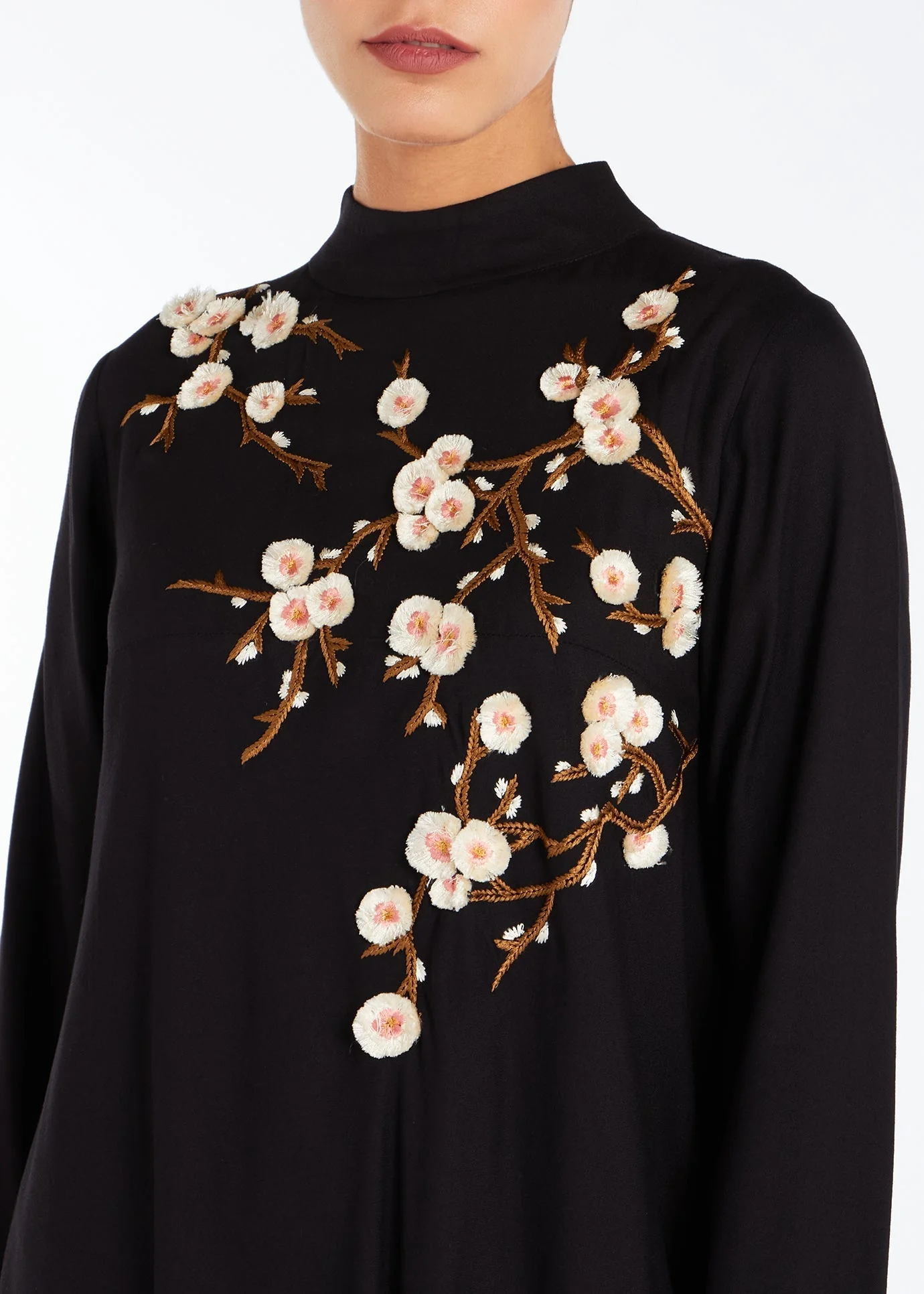 Frangipani Abaya Black - Image 7