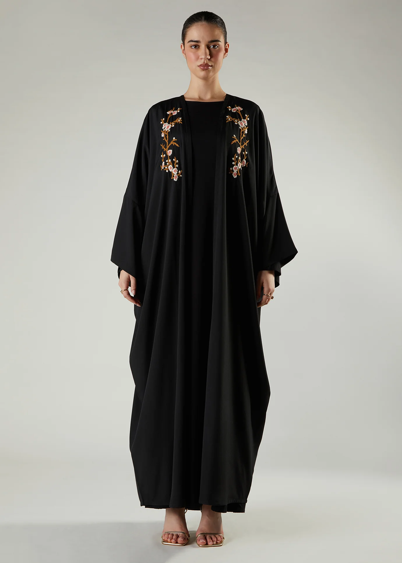 Frangipani Open Abaya Black - Image 2