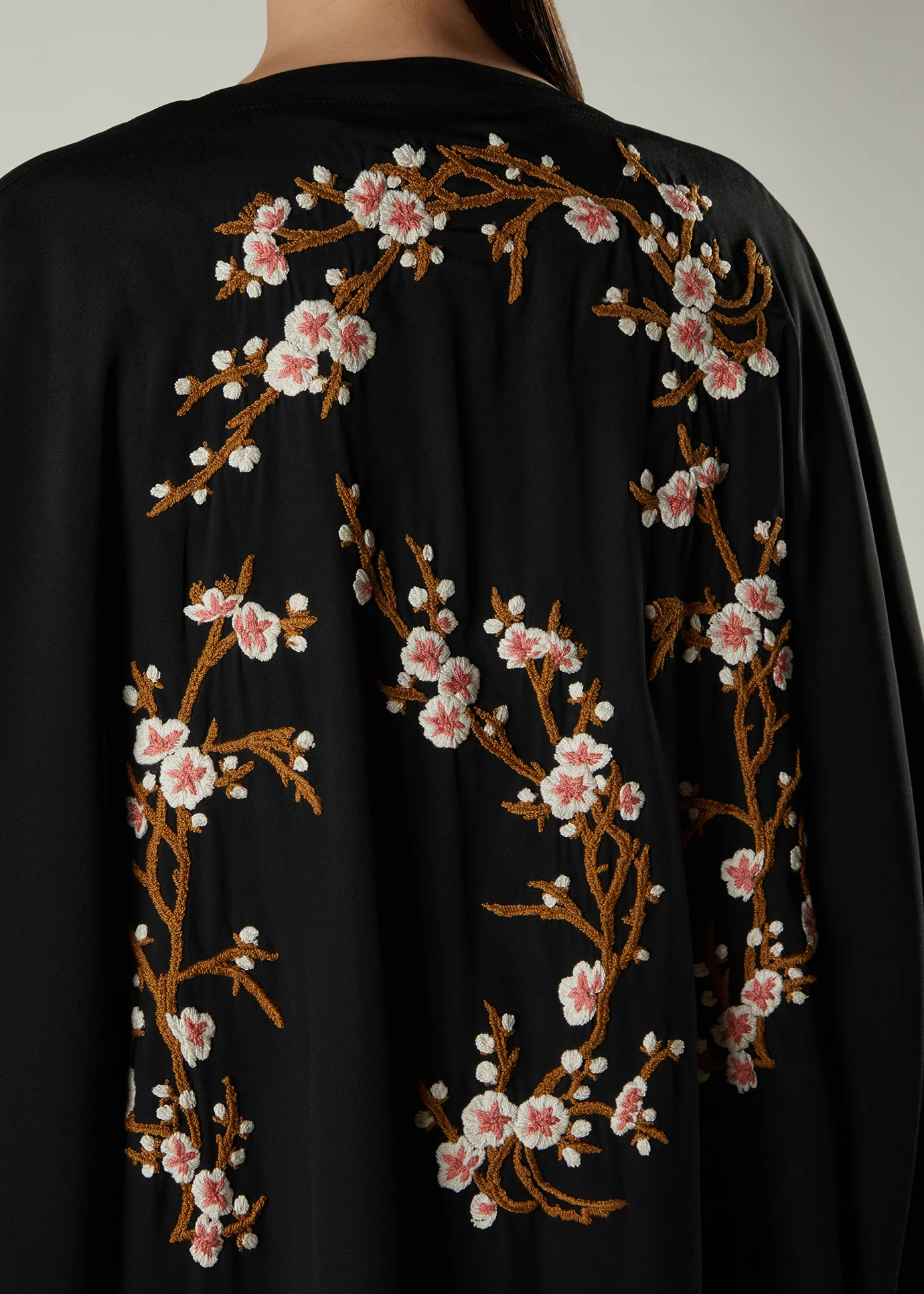 Frangipani Open Abaya Black - Image 4