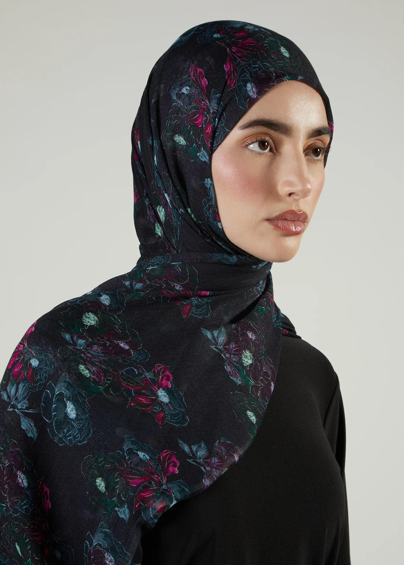 Fuchsia Premium Modal Hijab - Image 4