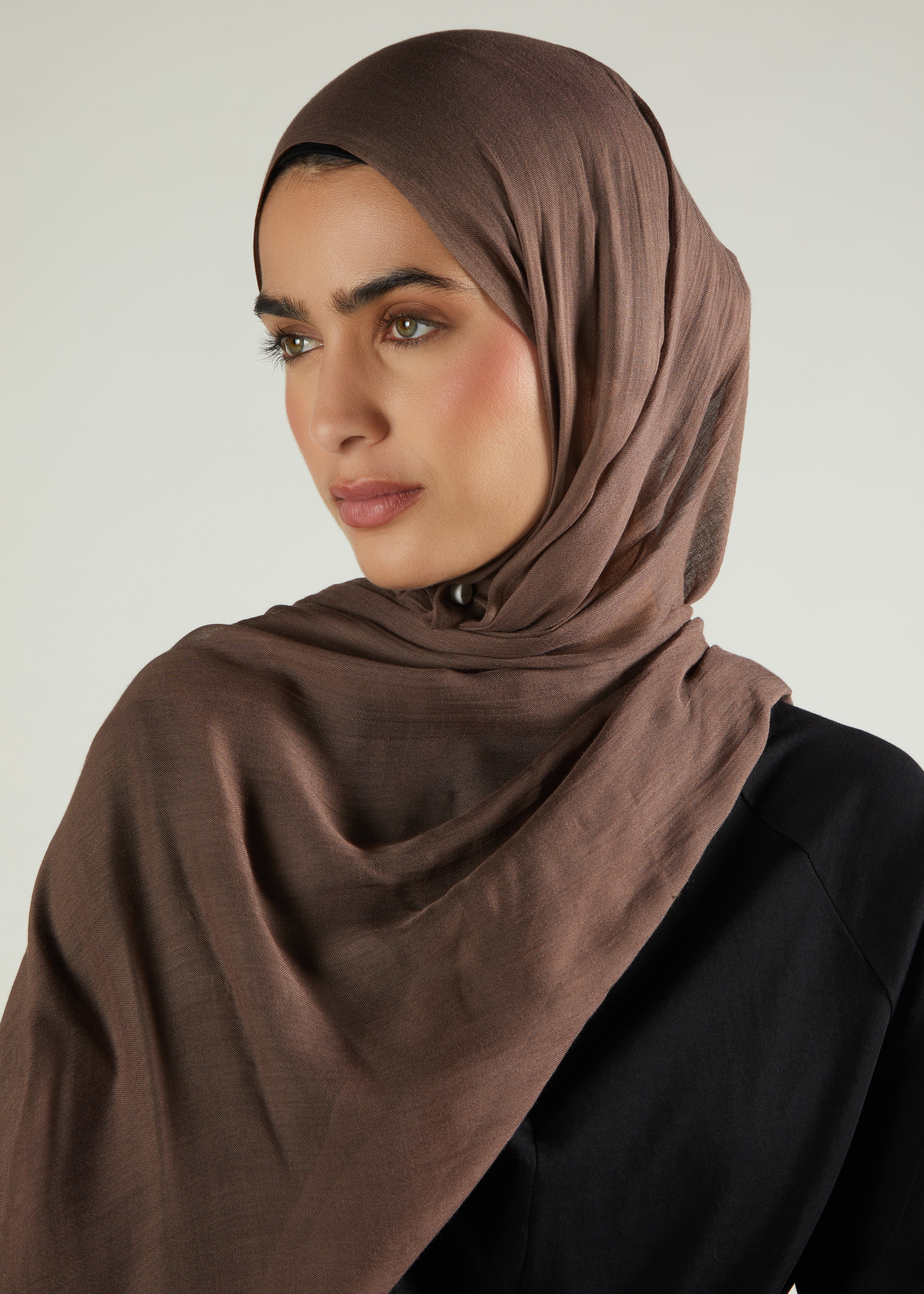 Fudge Premium Modal Hijab - Image 4