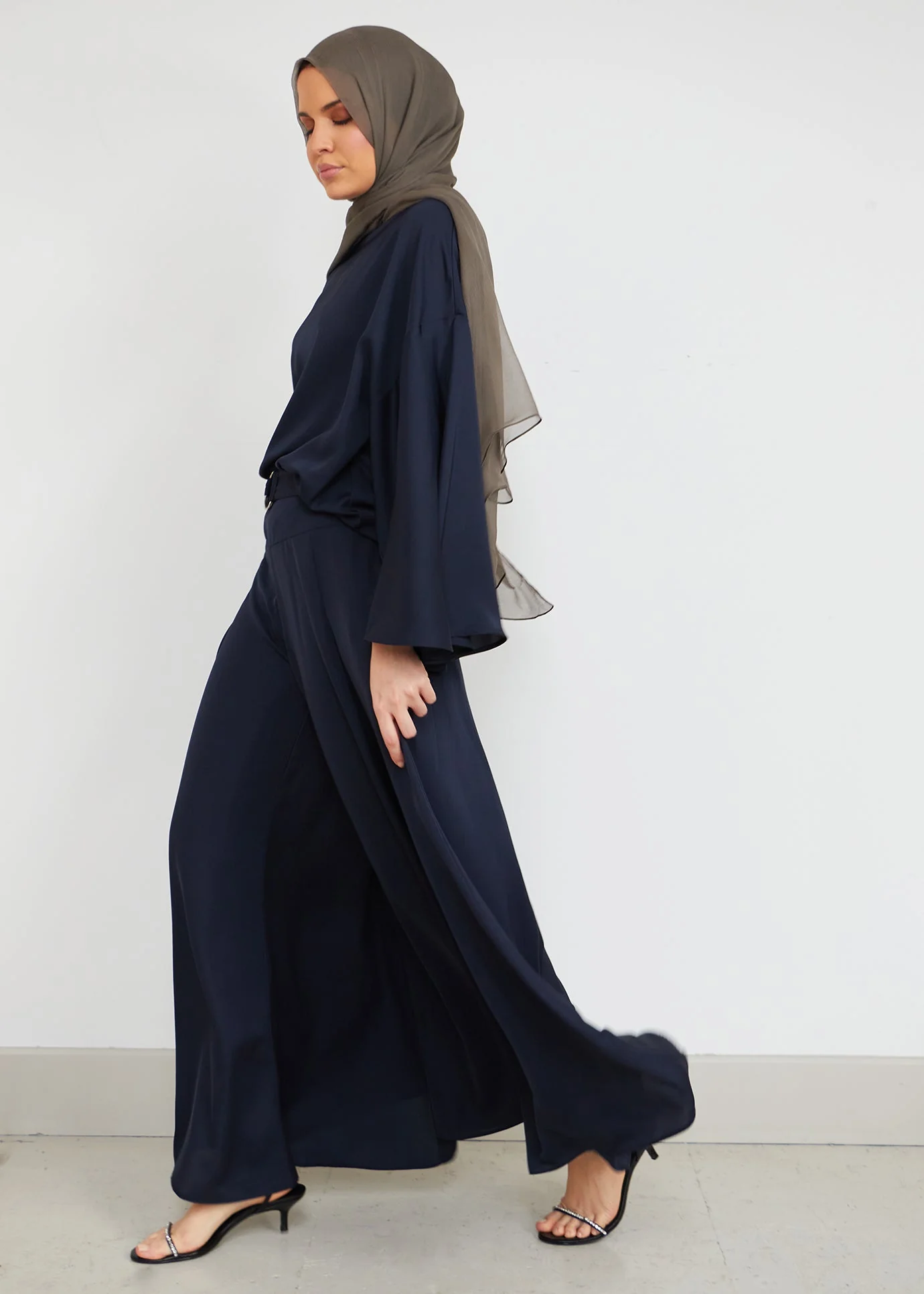 Full Flare Trousers Navy - Image 4