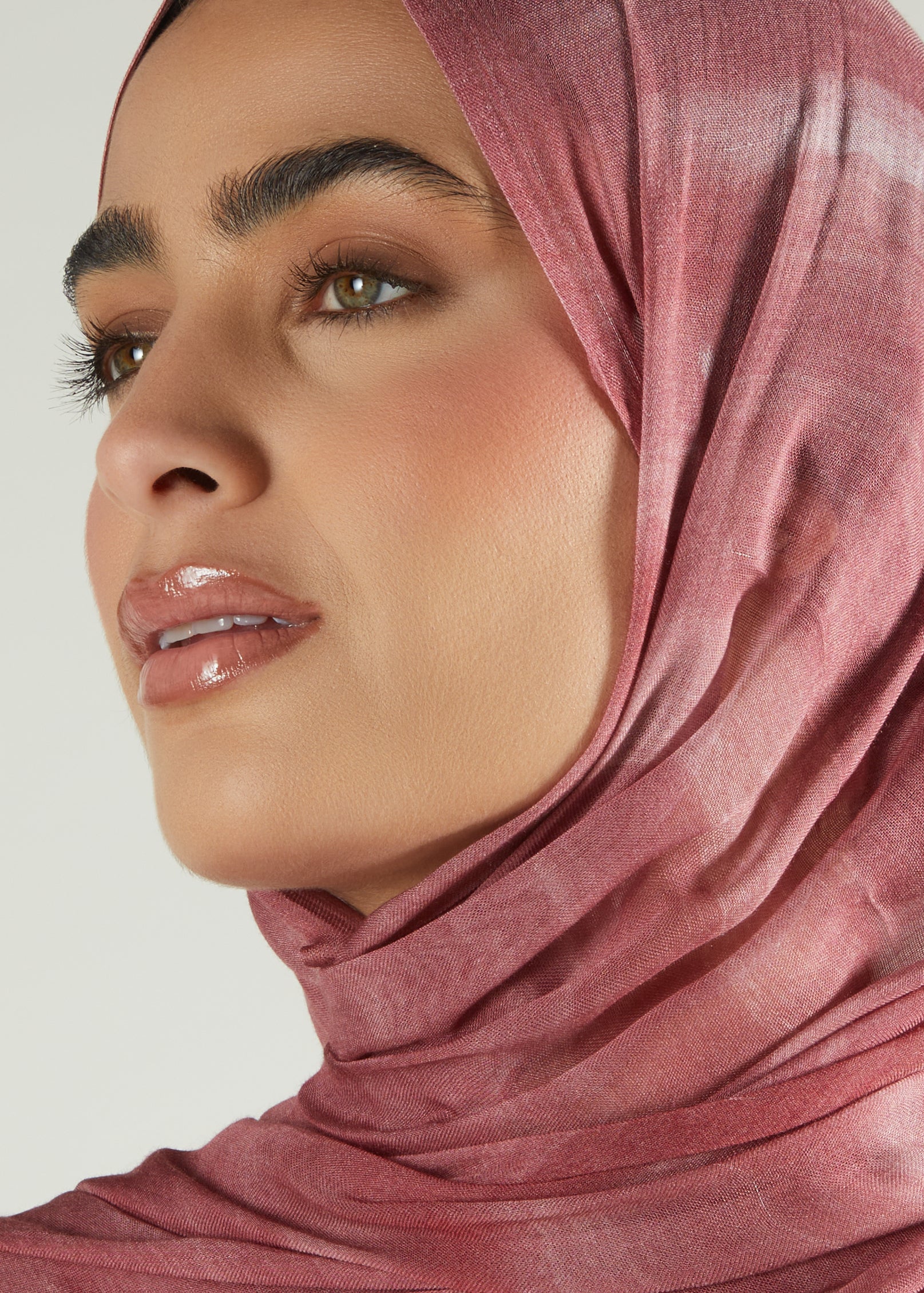 Graded Rose Premium Modal Hijab - Image 3