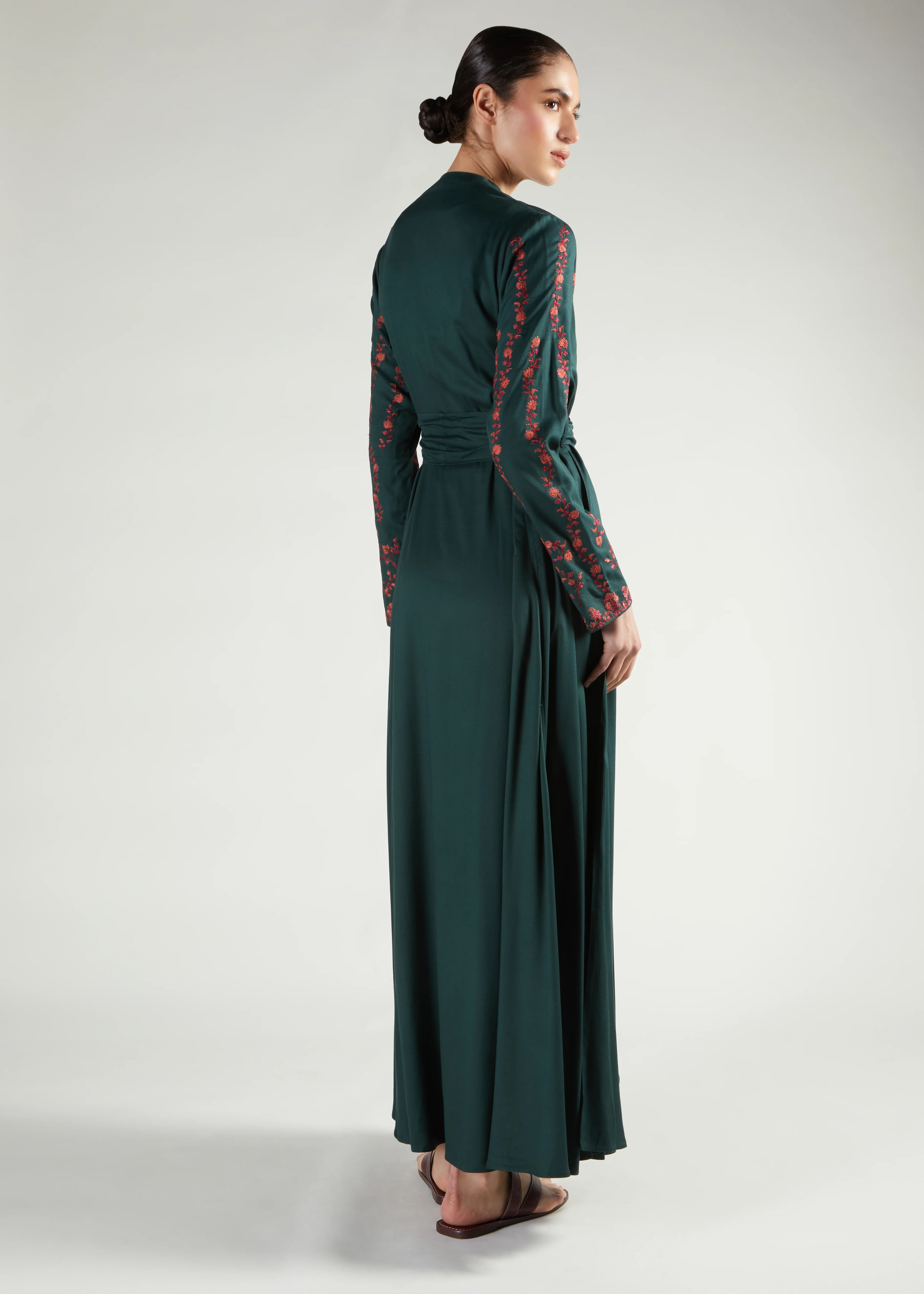Green Garnet Abaya - Image 7