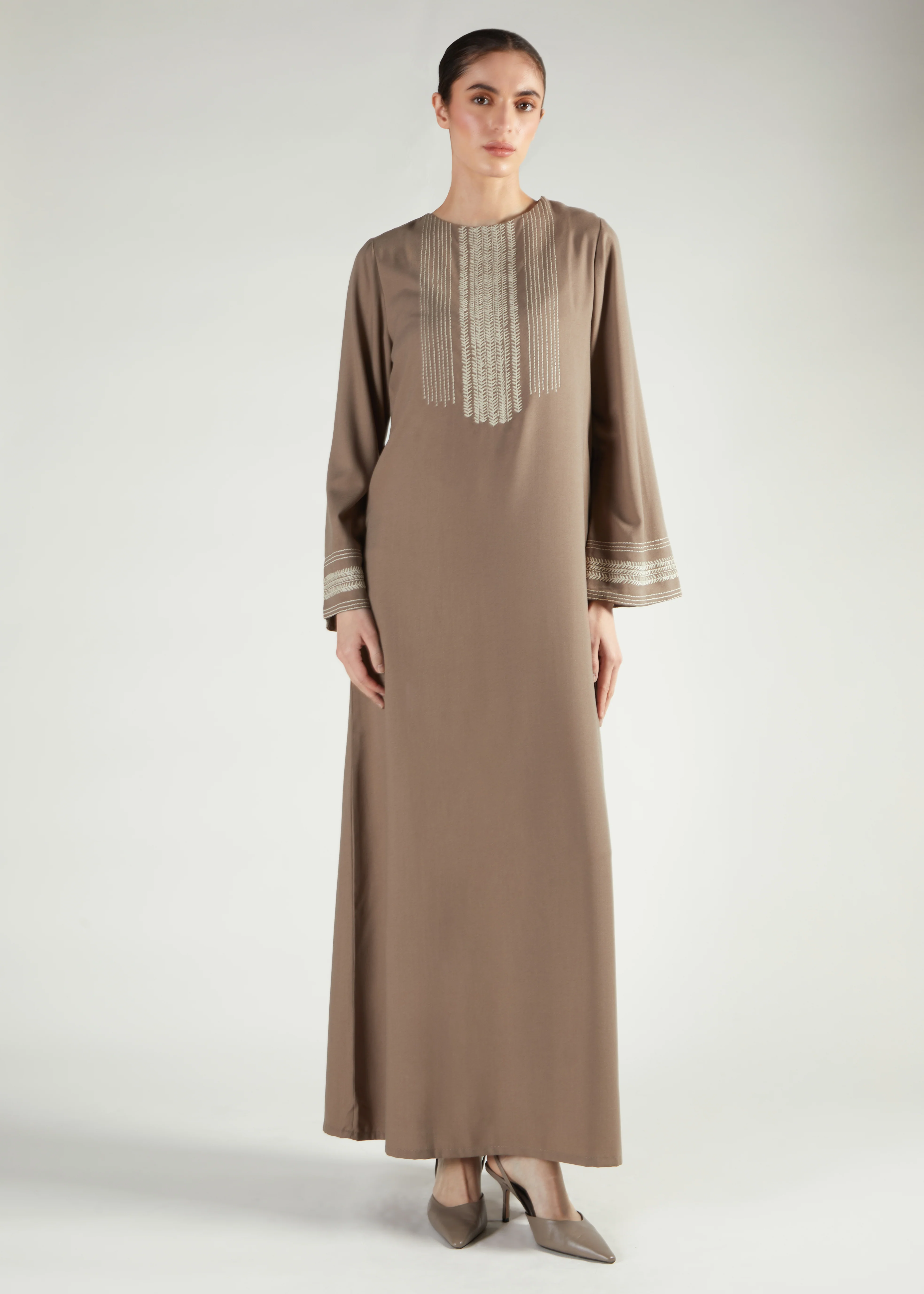Herringbone Stitch Abaya - Image 5