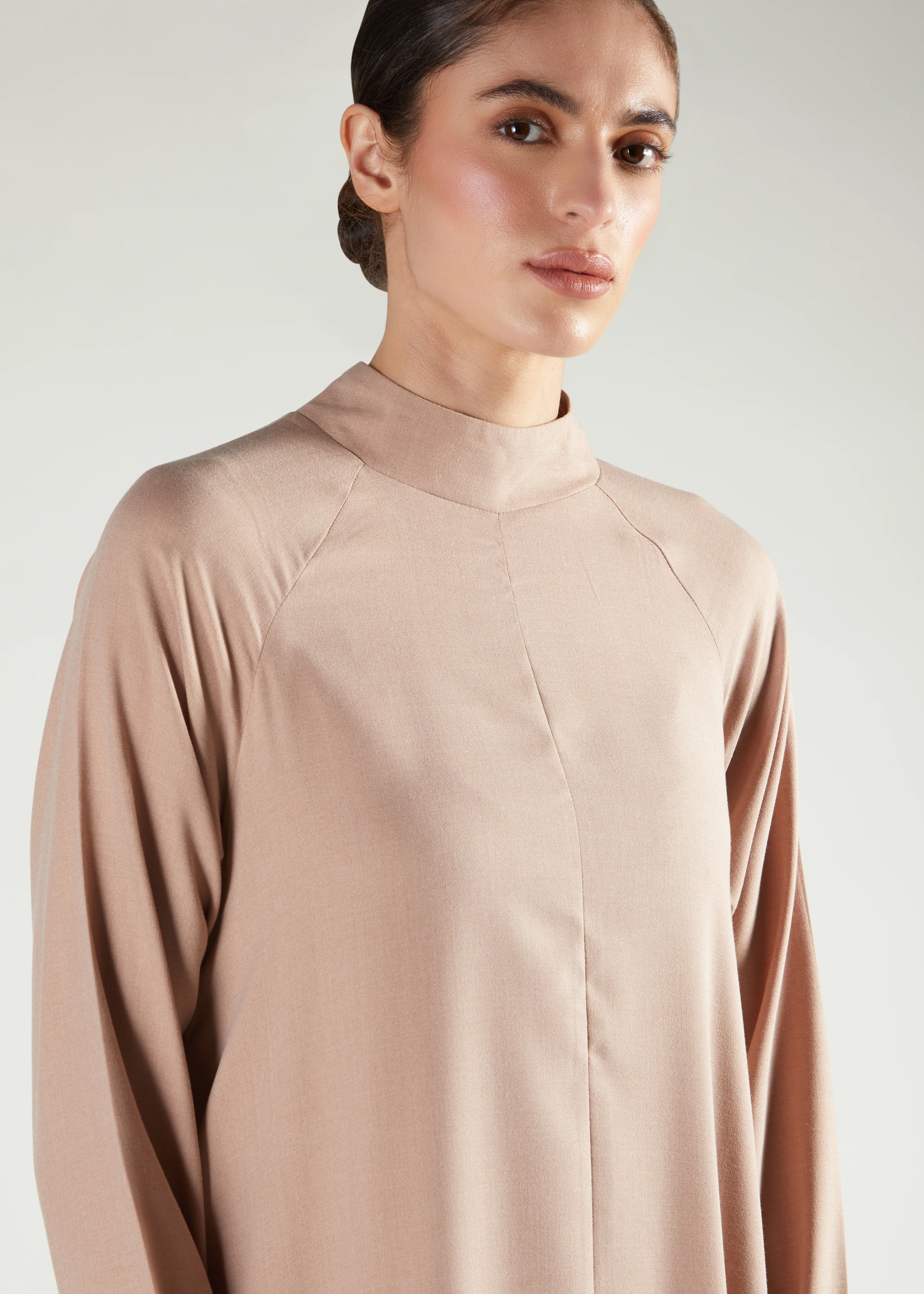 High Neck Abaya Nude - Image 3