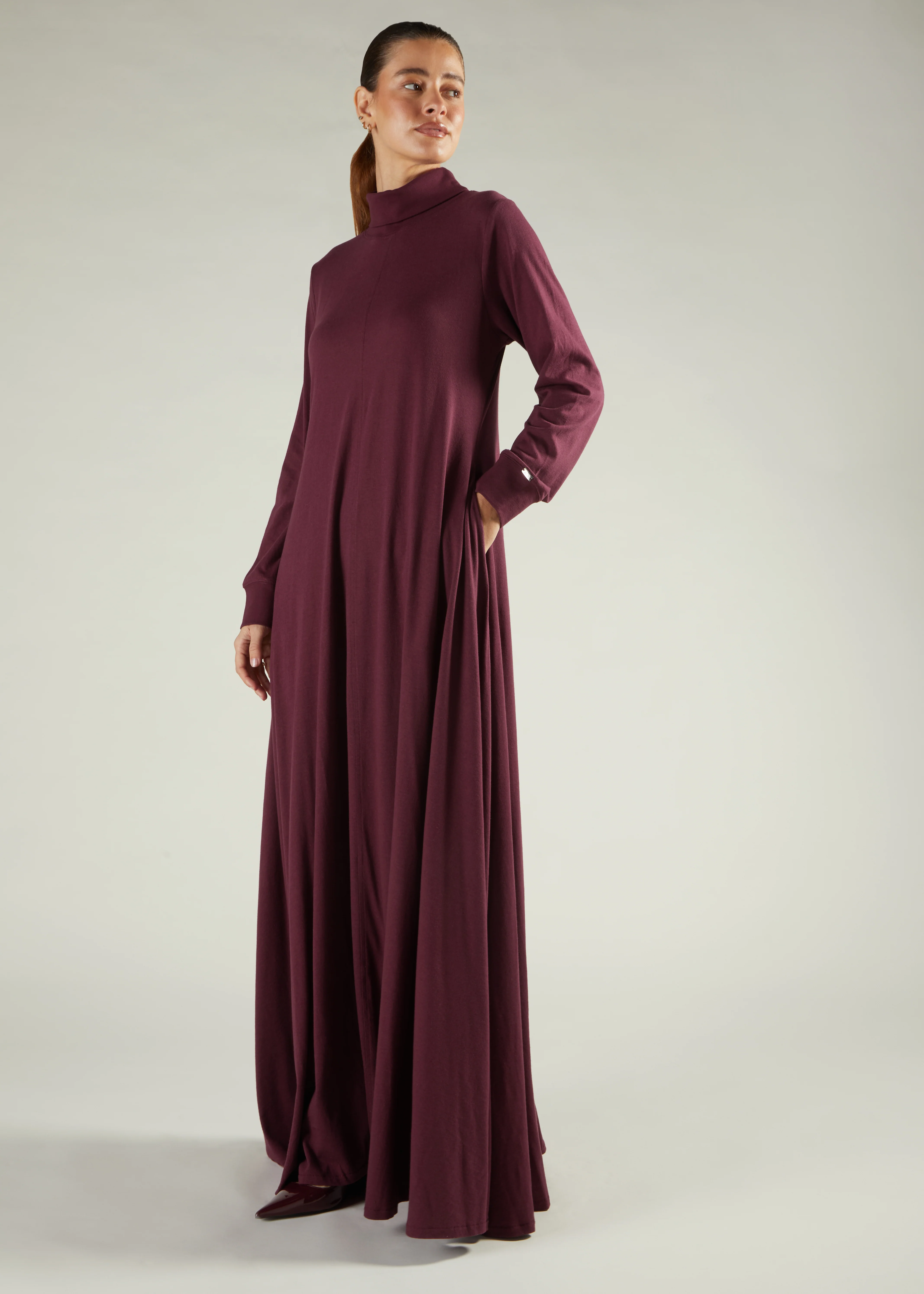 High Neck Abaya Winter Berry - Image 2