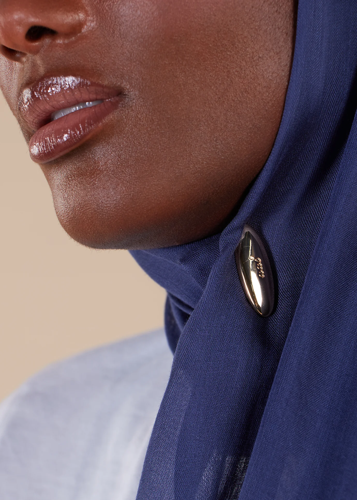 Hijab Clip Gold - Image 4