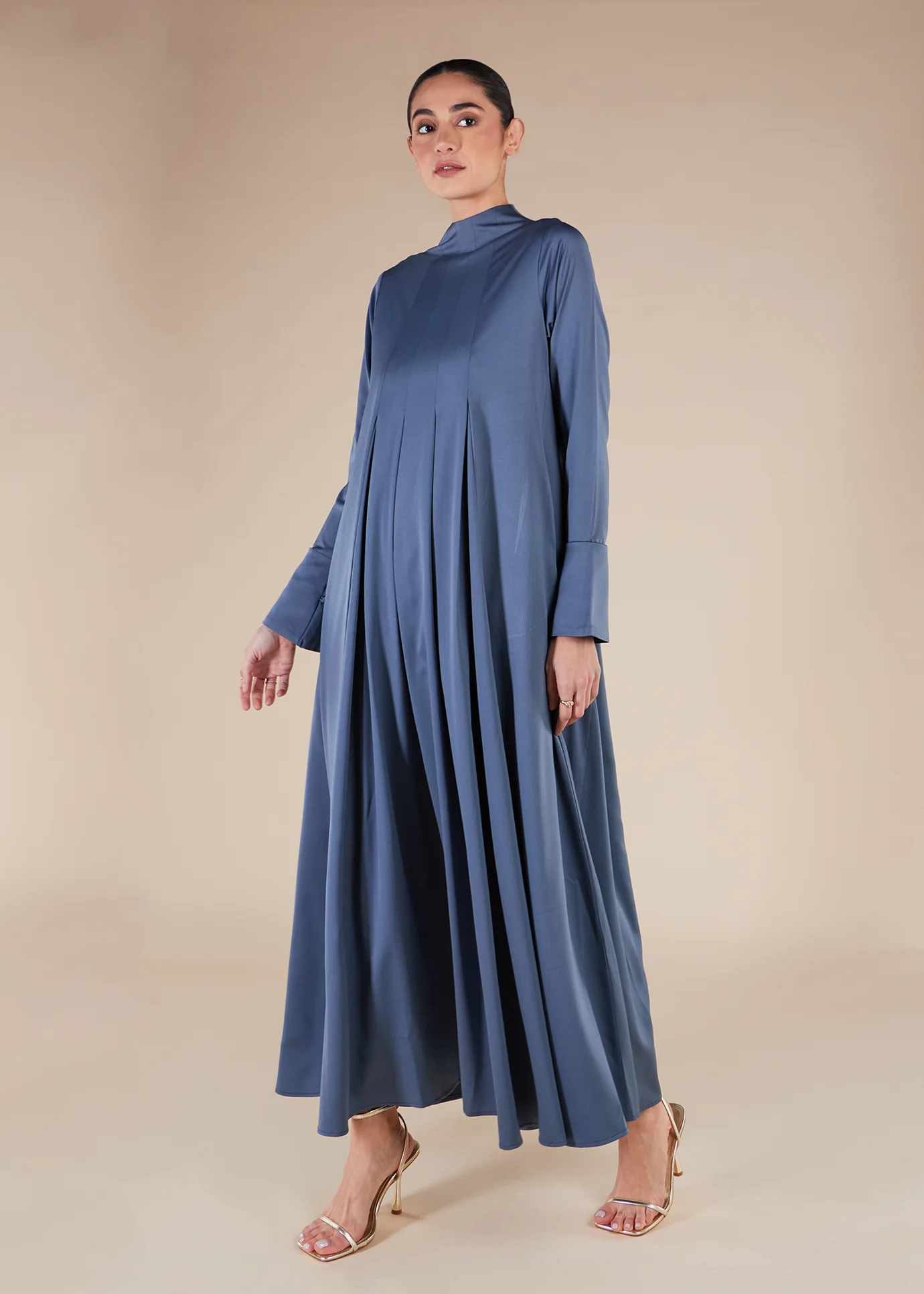 Iris Blue Abaya - Final Sale - Image 2