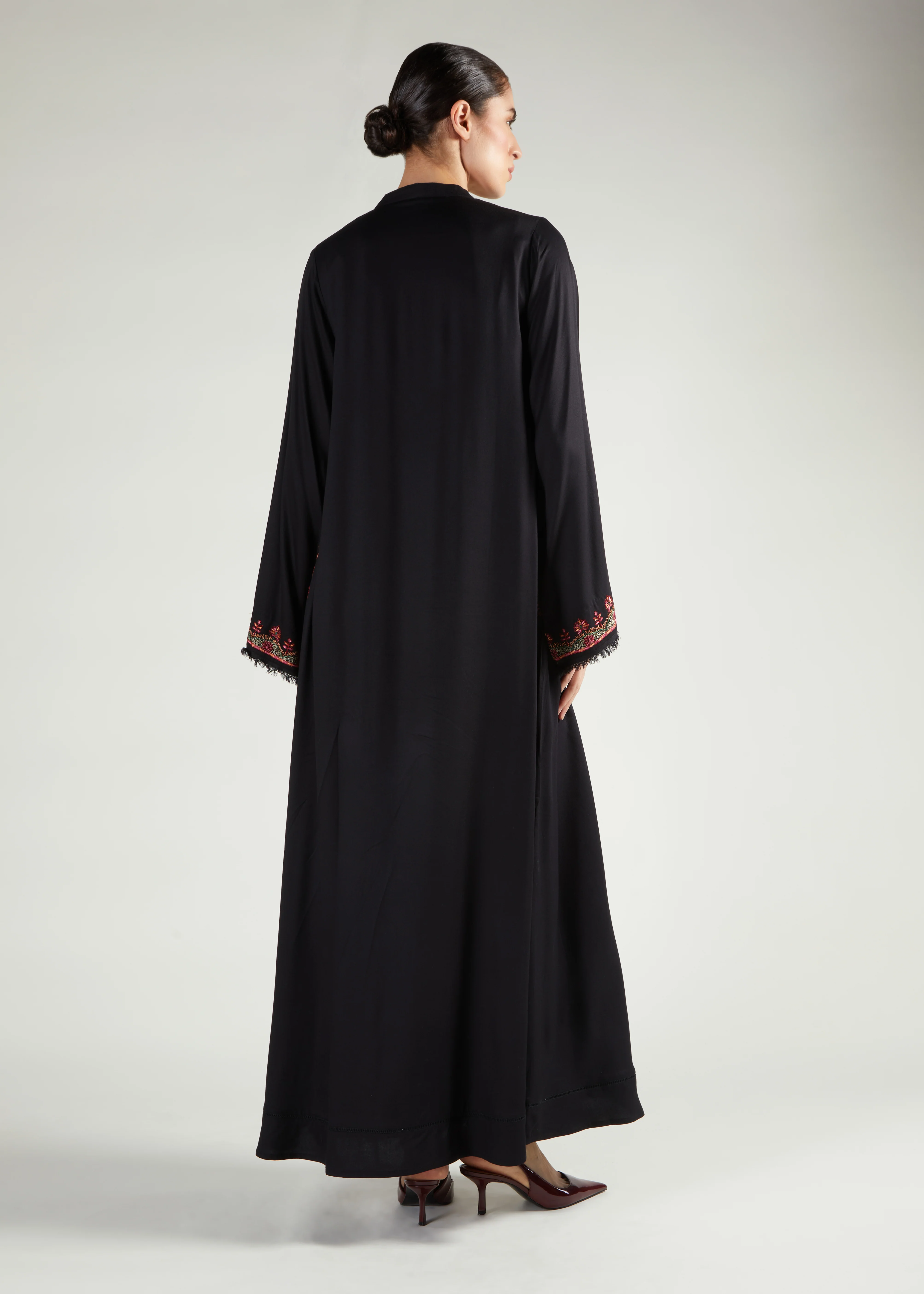 Jouri Abaya - Image 4