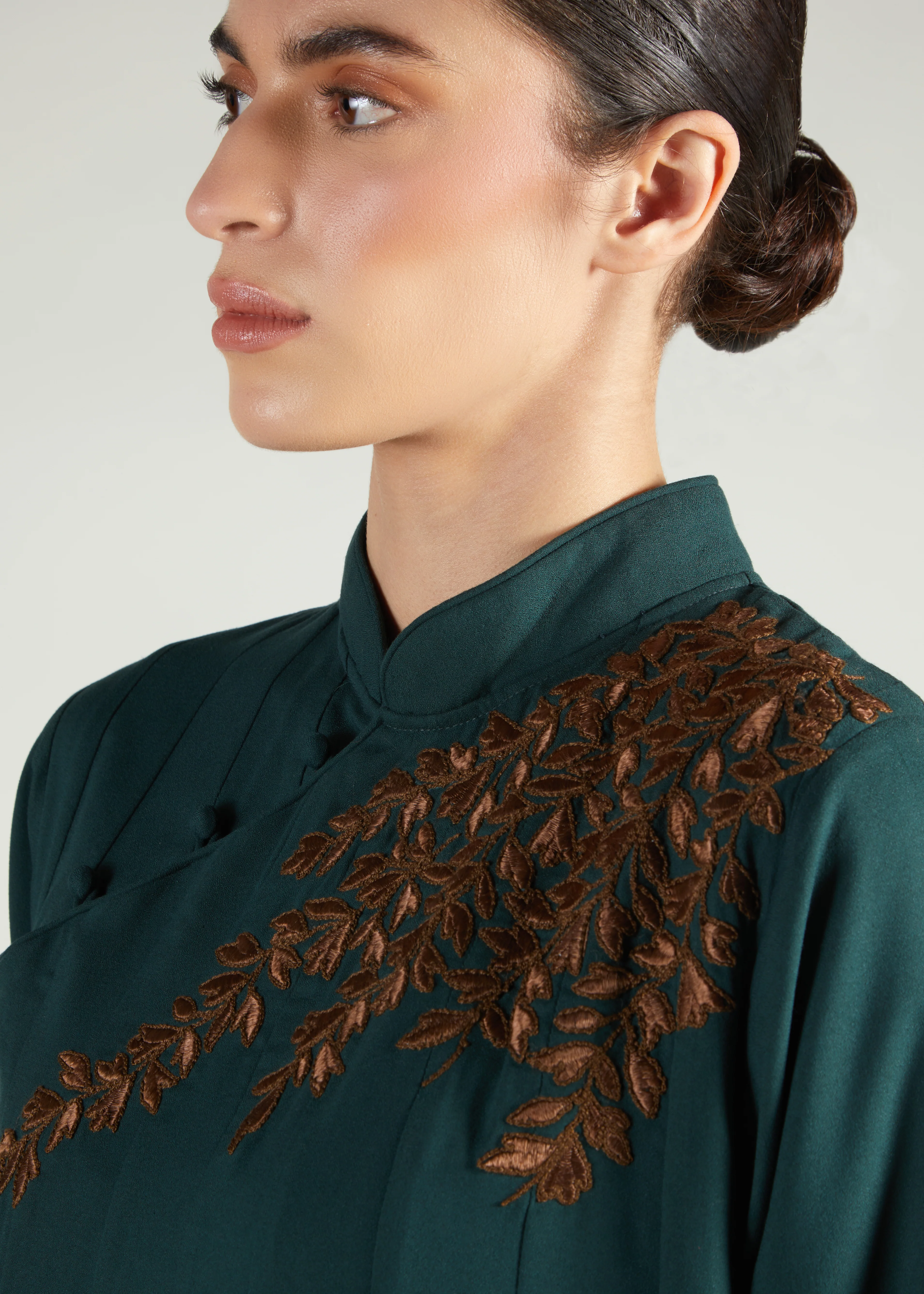 Laurel Leaf Abaya - Image 2