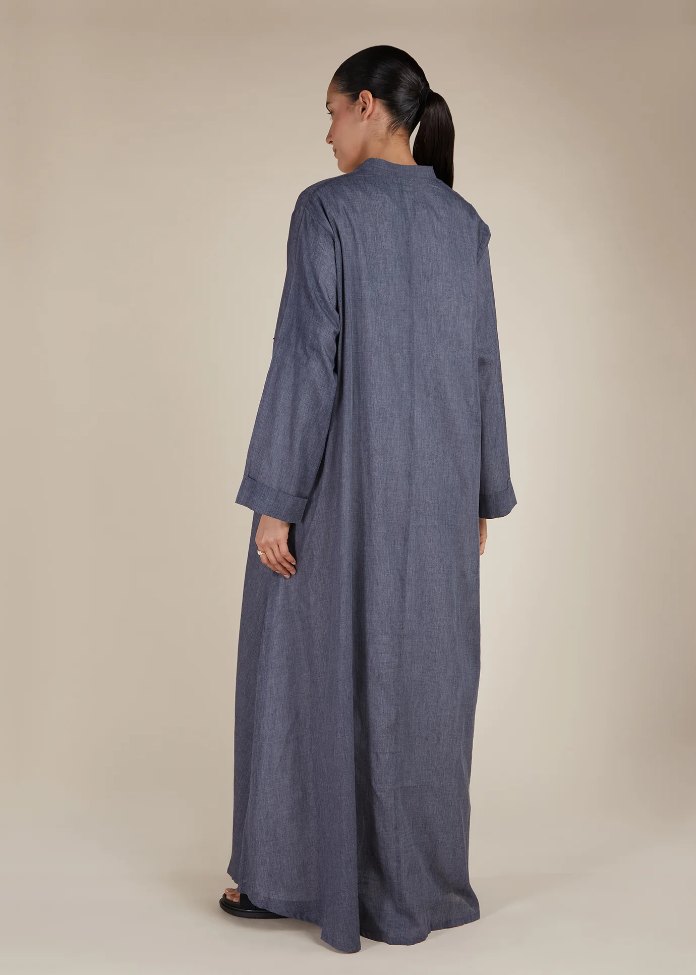 Linen Feel Open Abaya Charcoal - Final Sale - Image 3