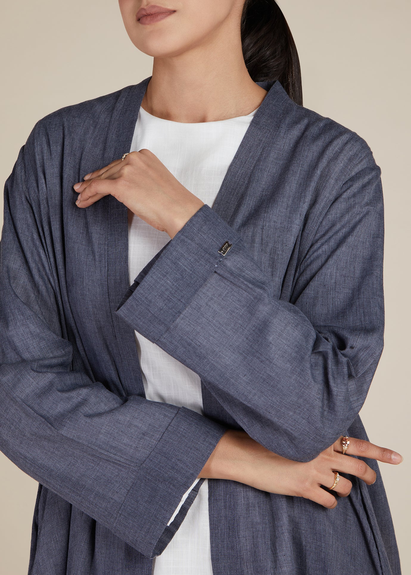 Linen Feel Open Abaya Charcoal - Final Sale - Image 4