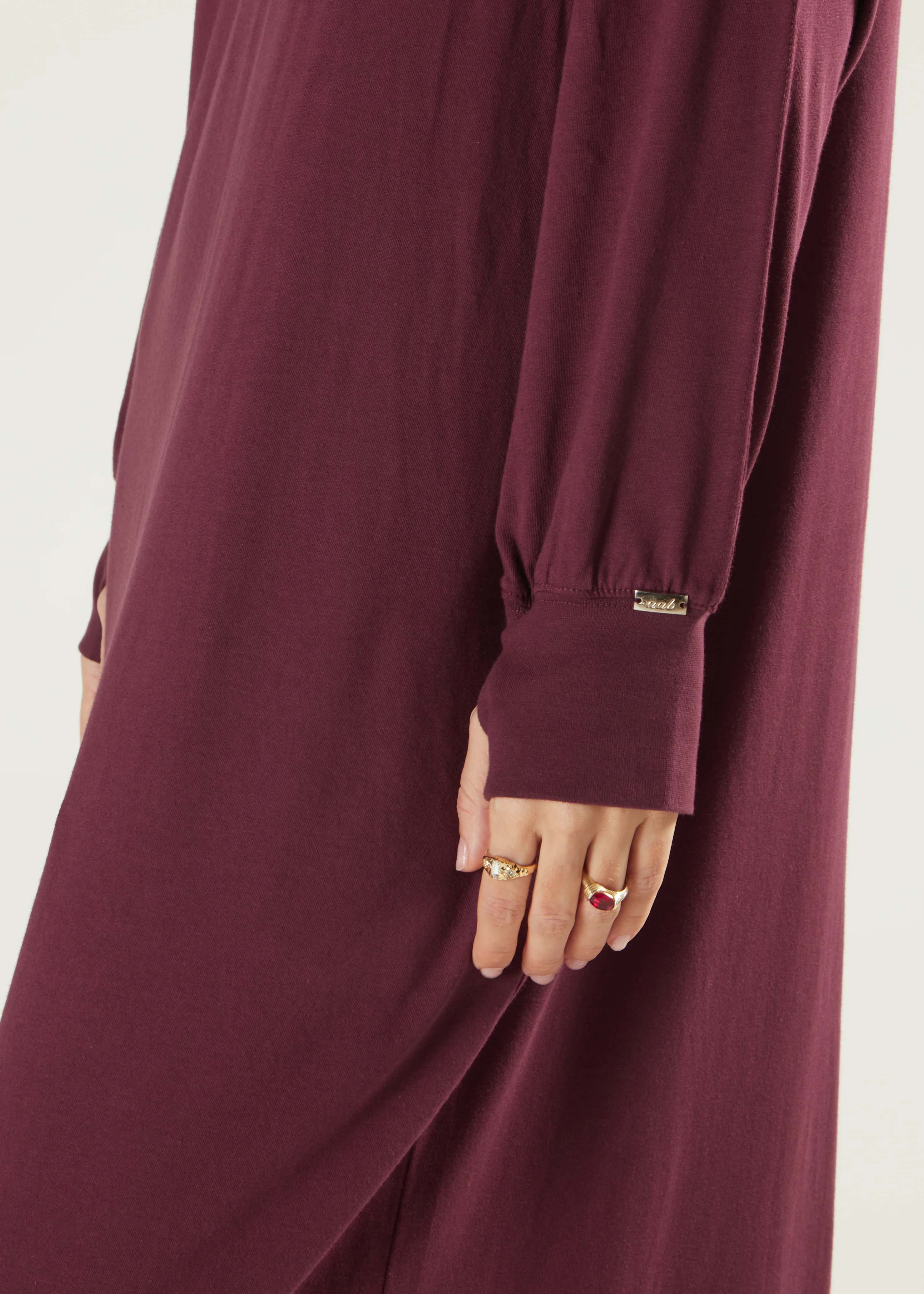 Long Tee Abaya Winter Berry - Image 4