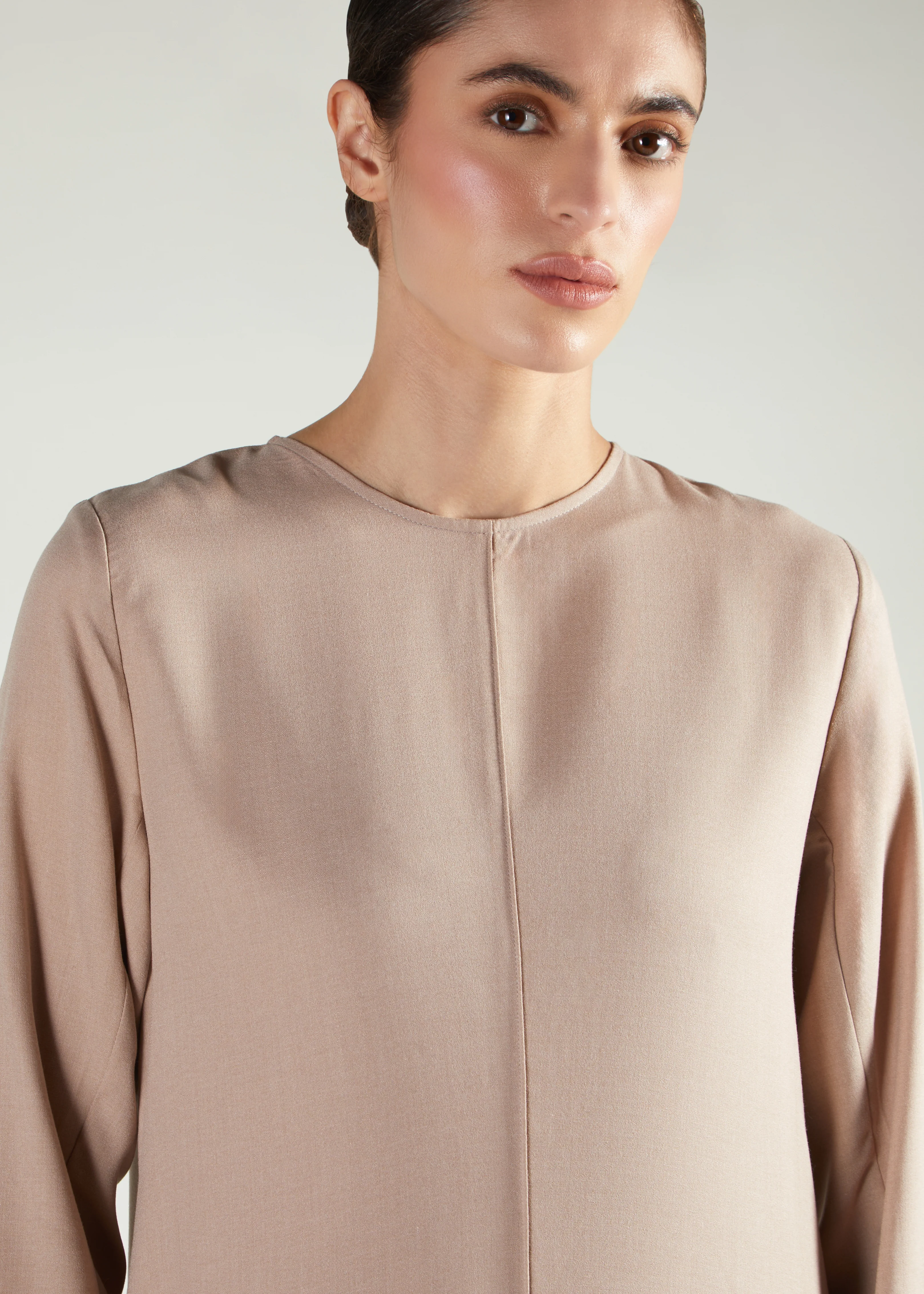 Longline Abaya Nude - Image 3