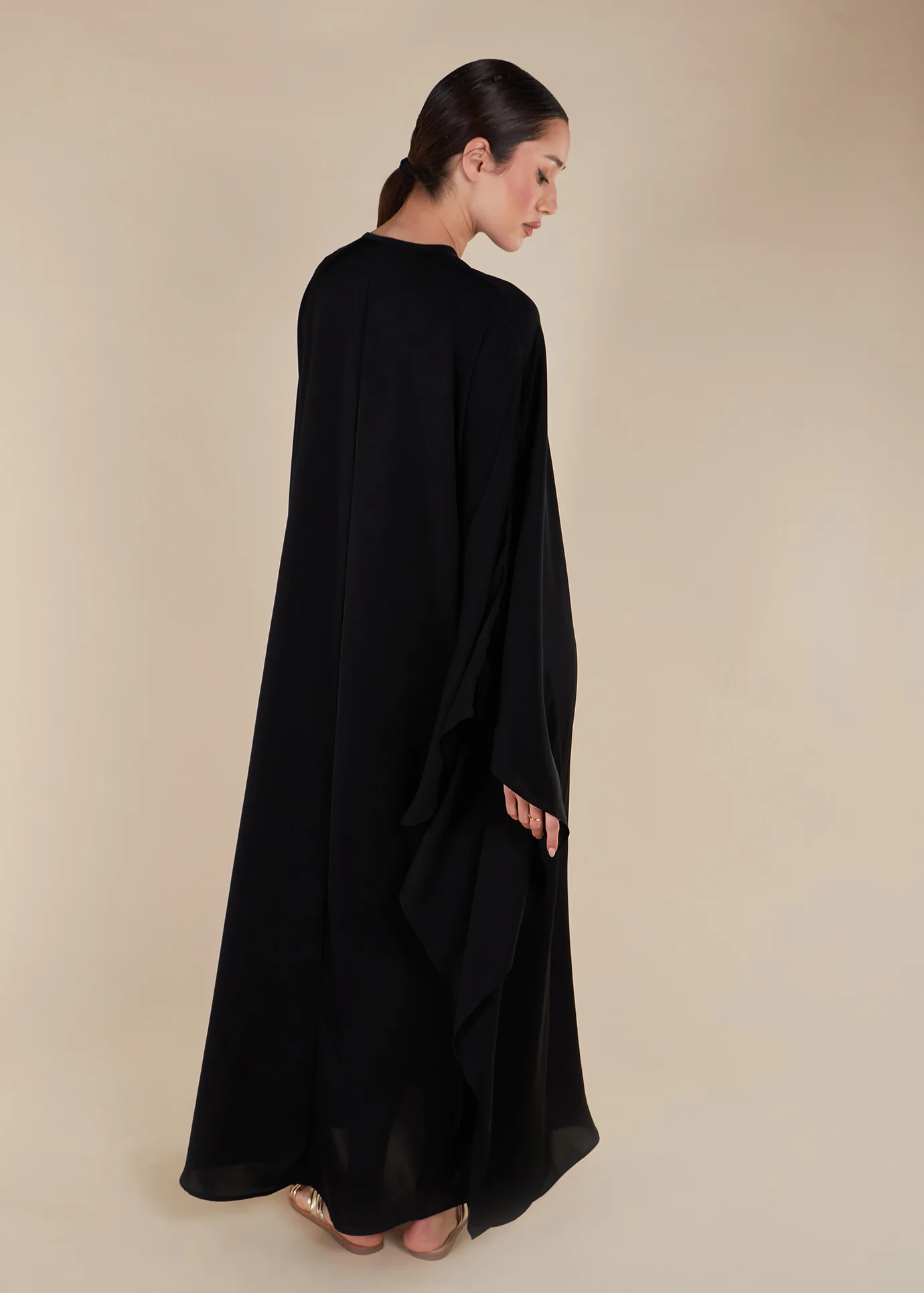 Loose Fit Prayer Abaya Black - Image 4