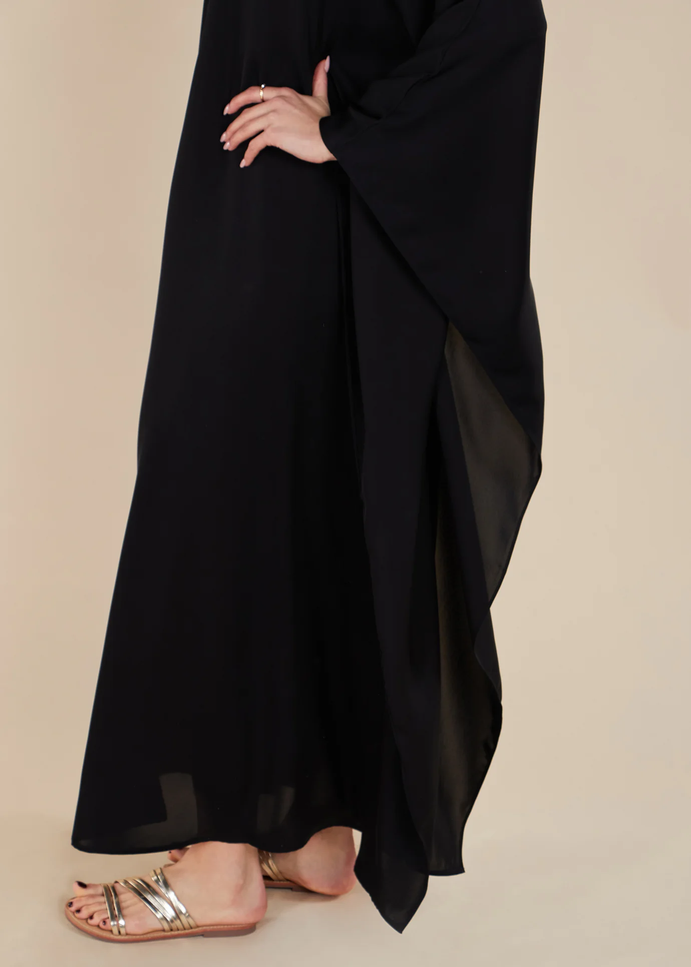Loose Fit Prayer Abaya Black - Image 6