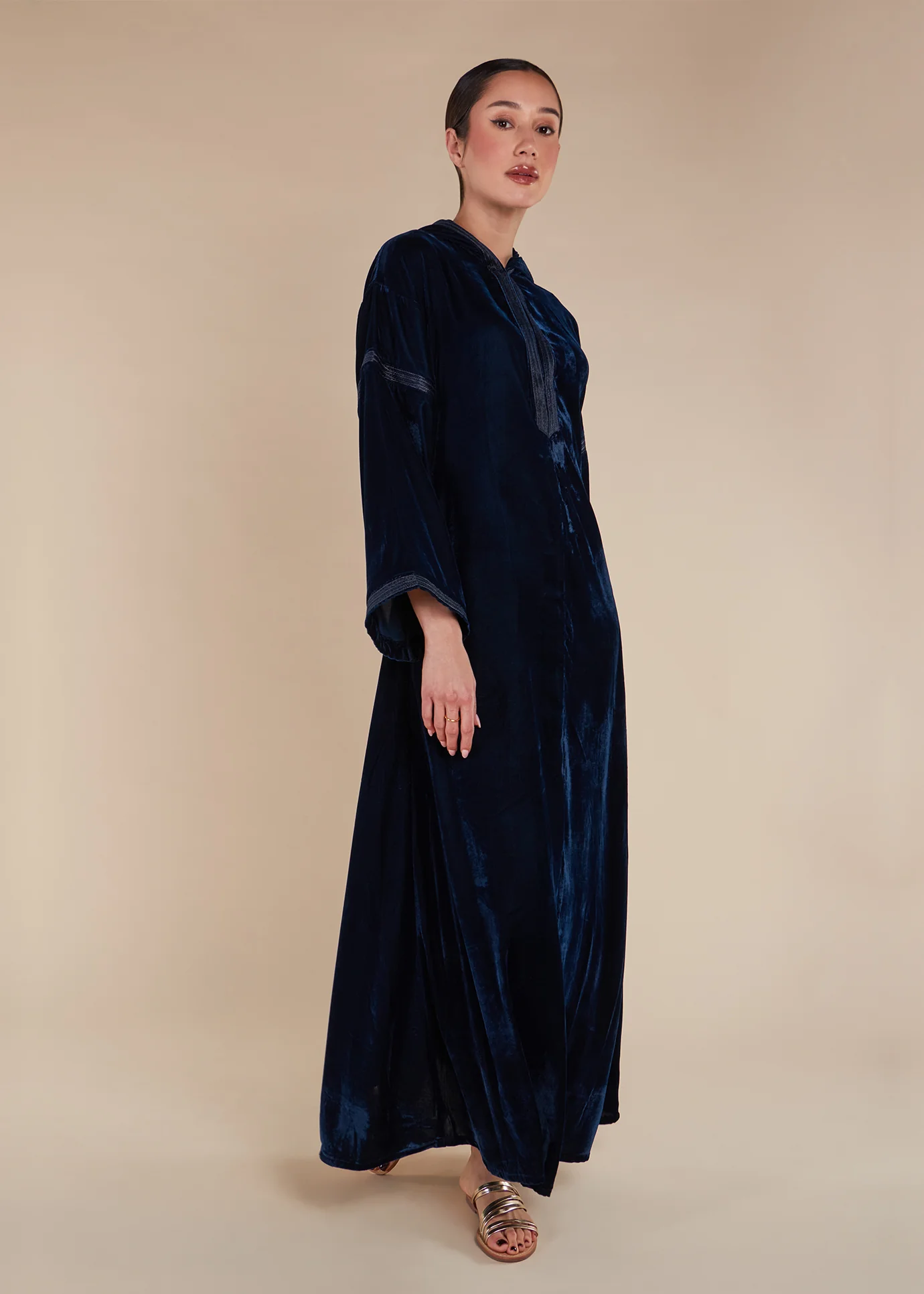 Maha Abaya Navy - Final Sale - Image 2