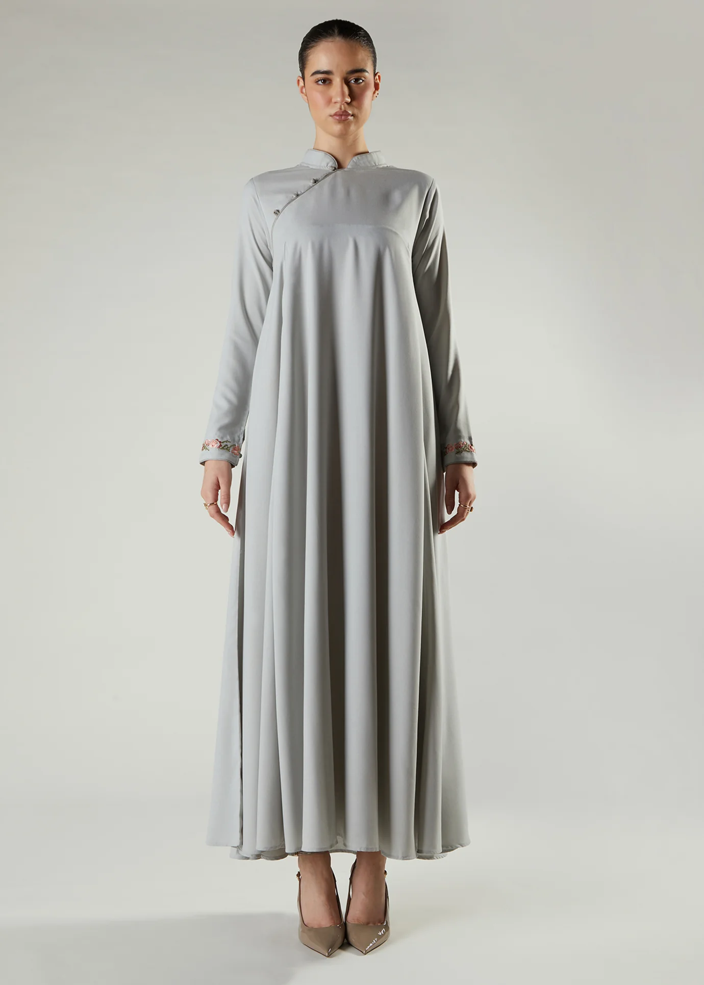 Mirha Abaya Sage - Image 3