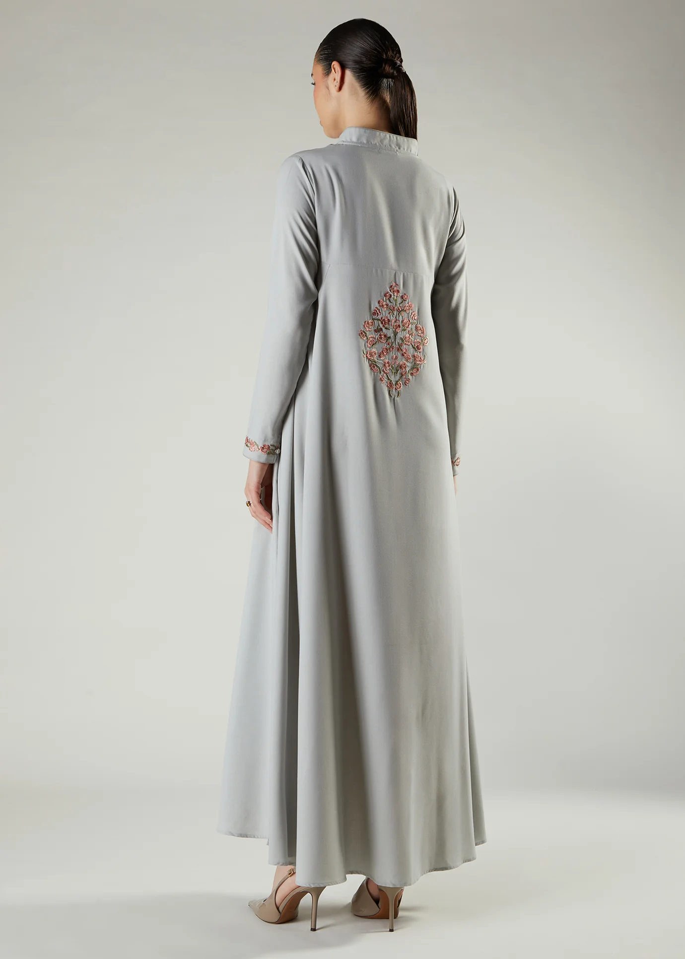Mirha Abaya Sage - Image 4