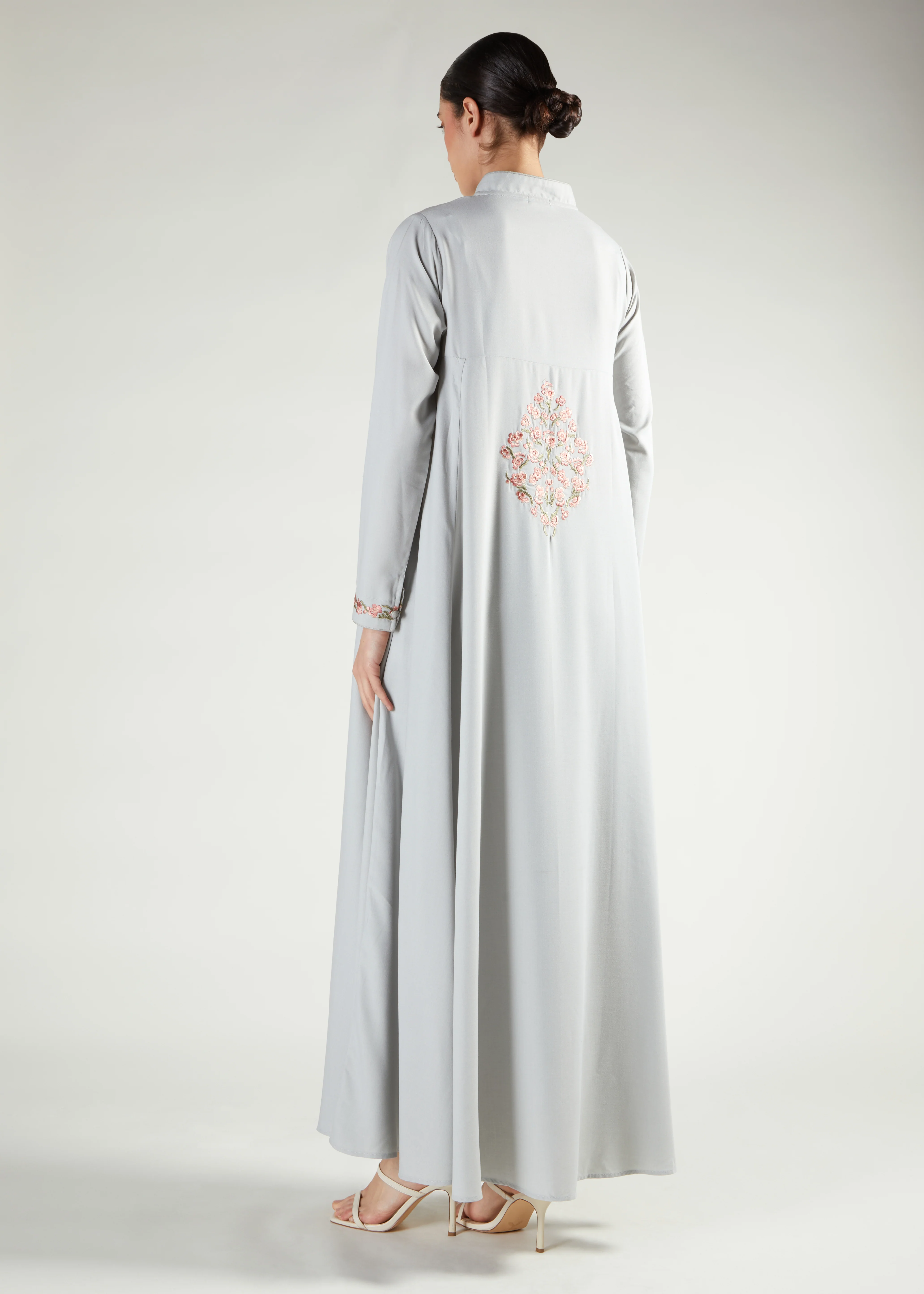 Mirha Abaya Sage - Image 8